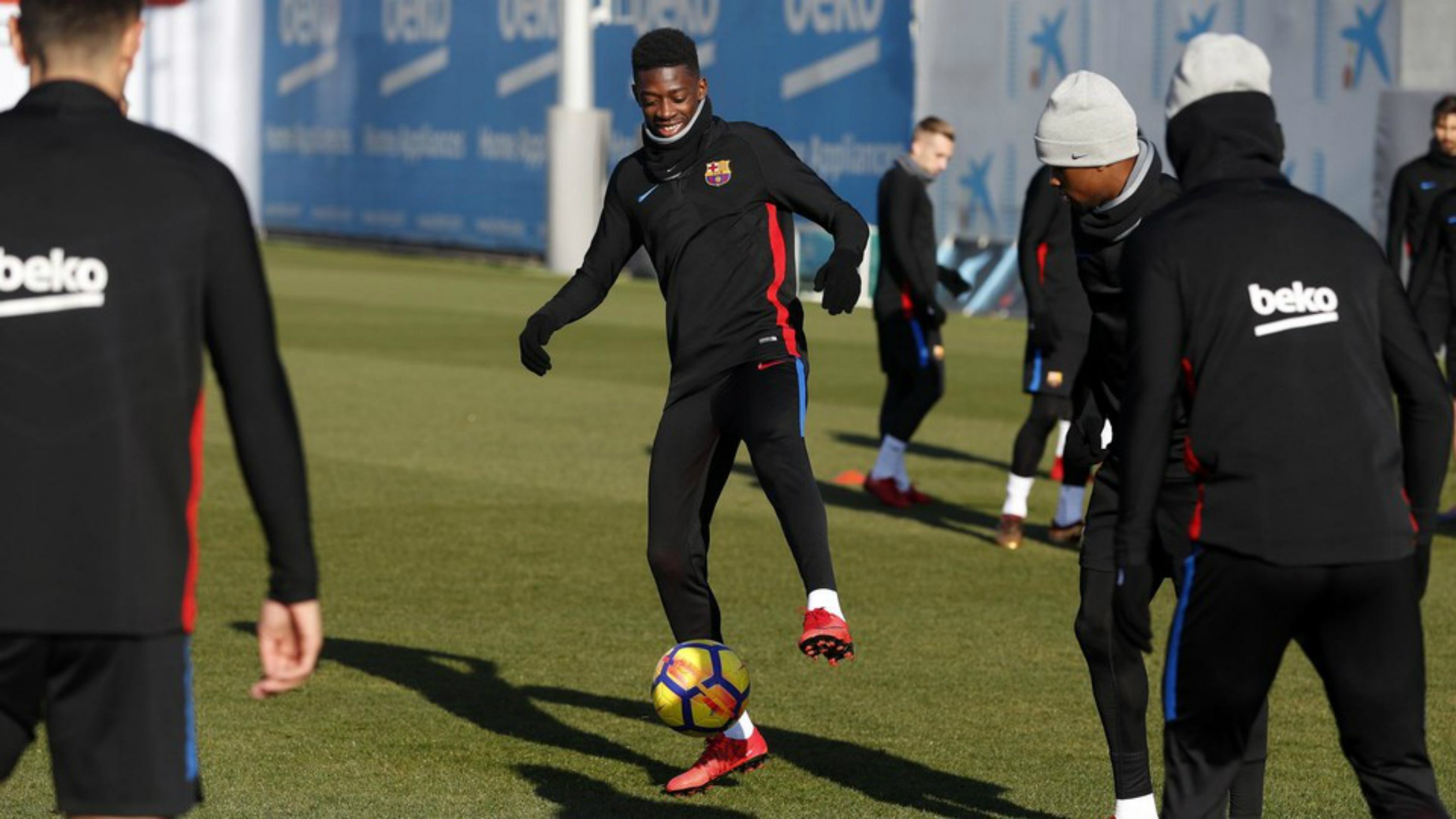 Dembélé ya se entrena con sus compañeros