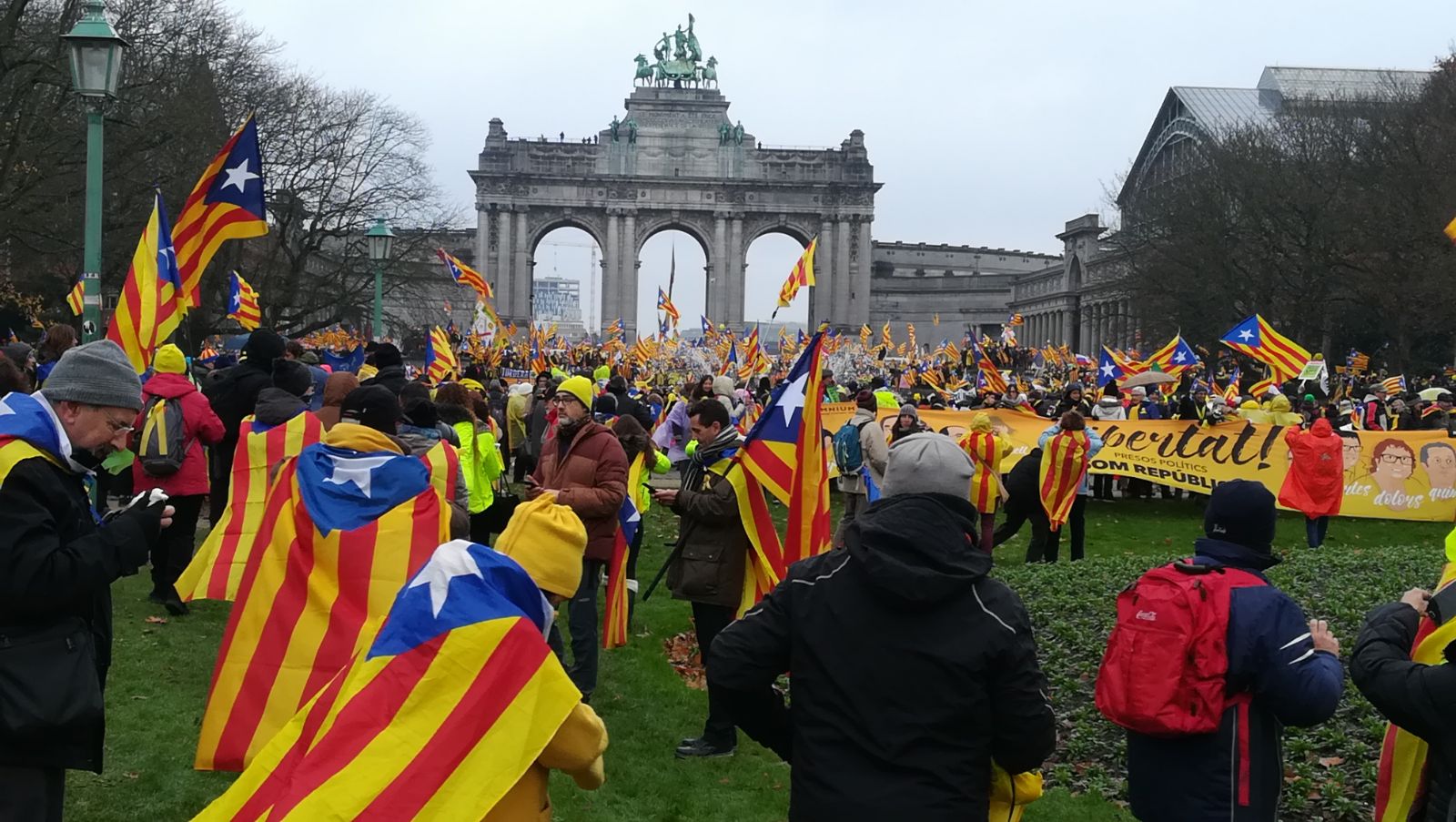 La policia belga amplia el recorregut de la manifestació