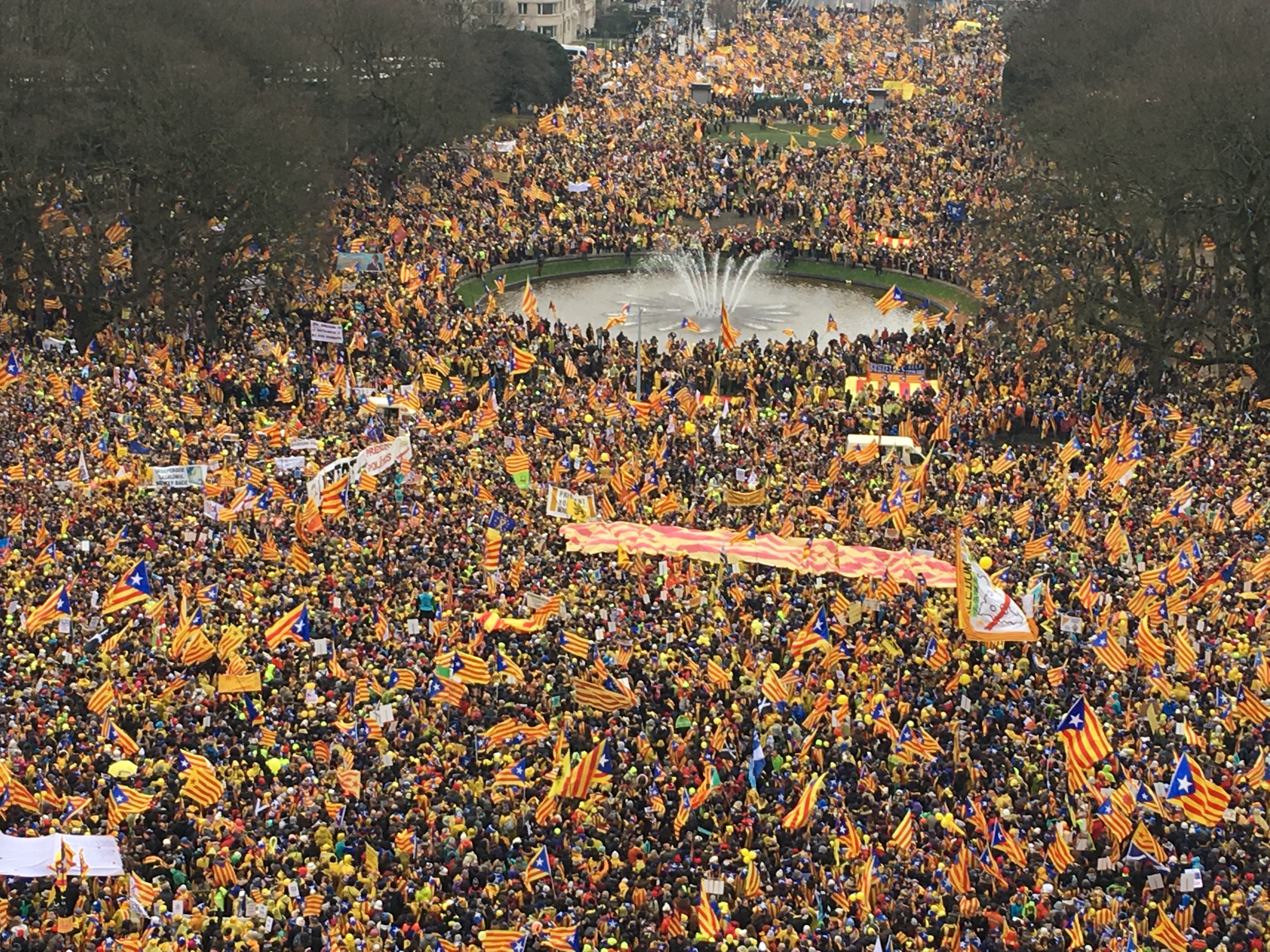 We love Brussels alaba a los catalanes: "Lo dejaron todo limpio"