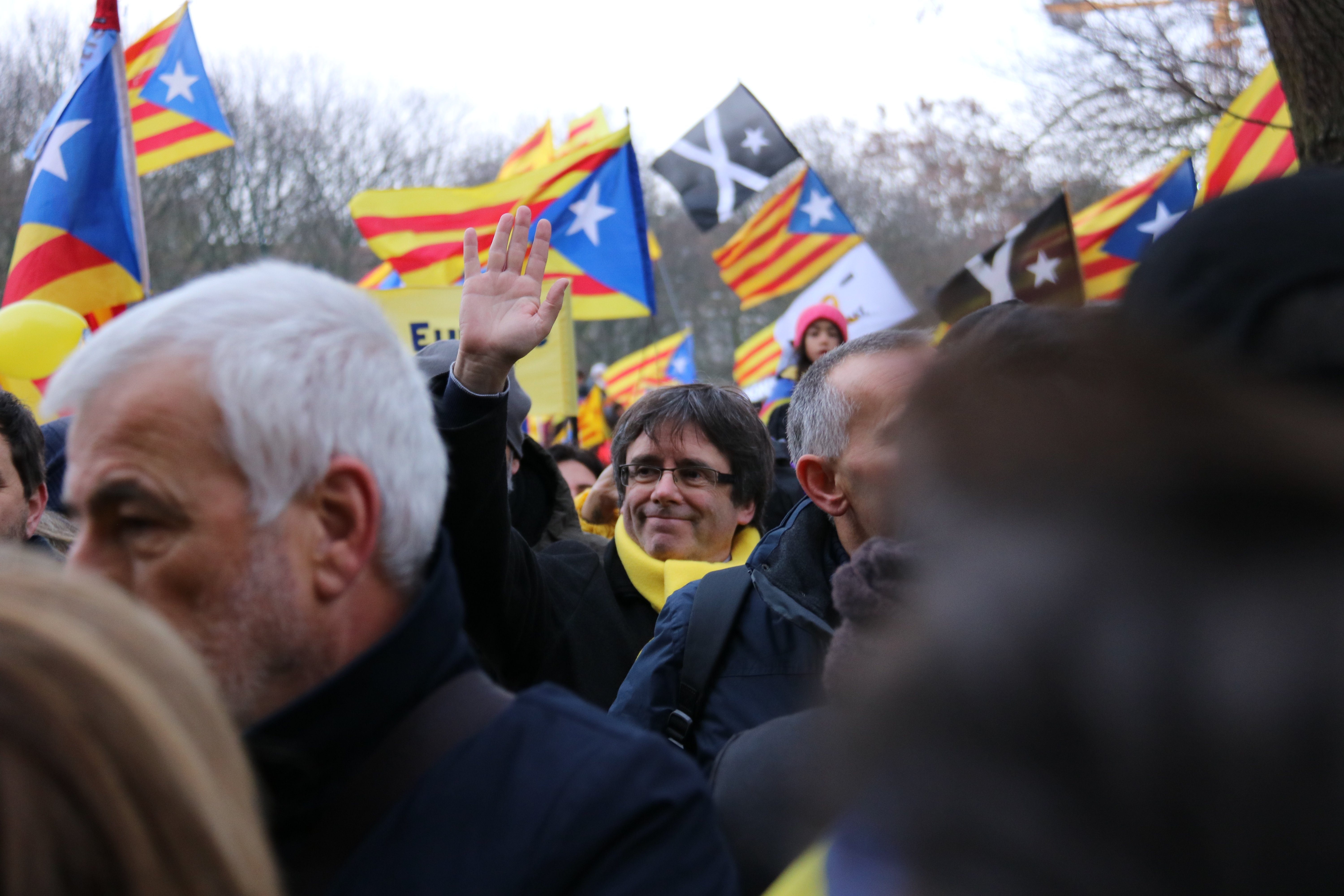 Vídeo: El discurs complet de Puigdemont a Brussel·les