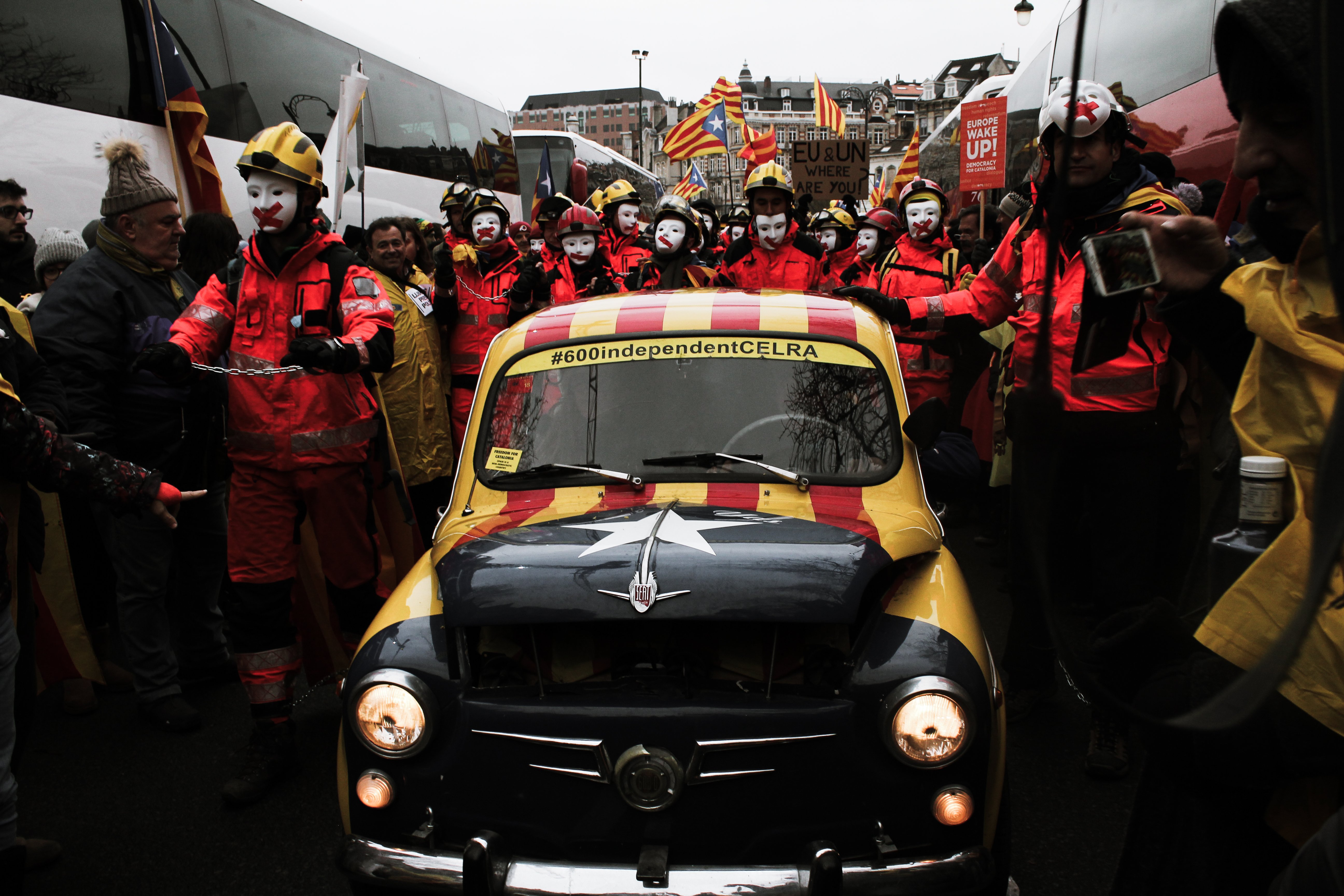 Los bomberos independentistas denuncian una situación crítica a causa del 155