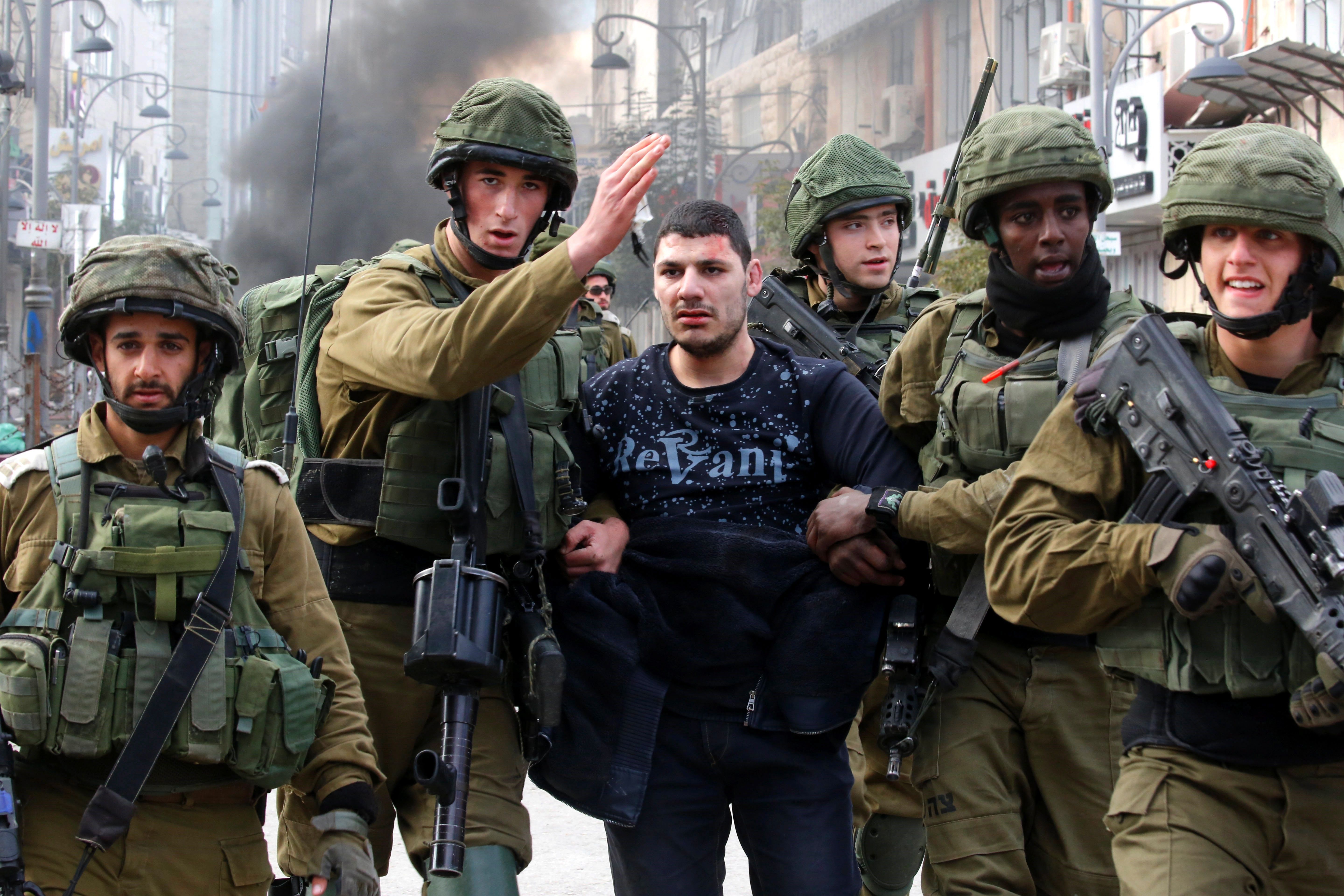 Israel despliega refuerzos militares en Cisjordania en previsión de un viernes violento
