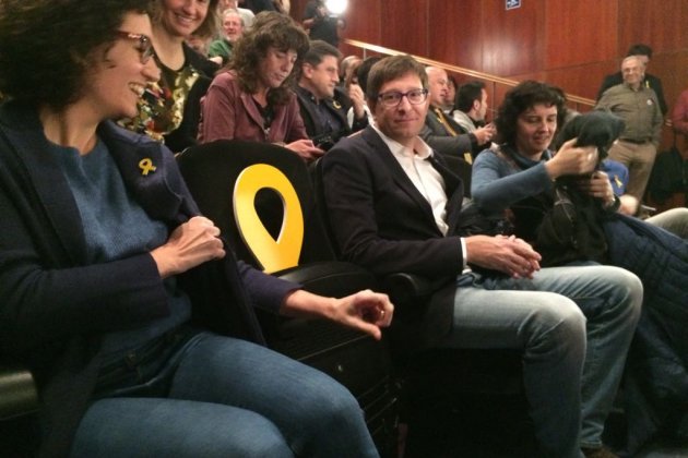 míting ERC Blanes cadira Junqueras Marta Lasalas míting ERC Blanes cadira Junqueras Marta Lasalas