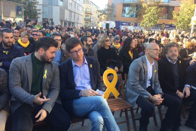 acte ERC llaç groc Vilanova - Marta Lasalas acte ERC llaç groc Vilanova - Marta Lasalas