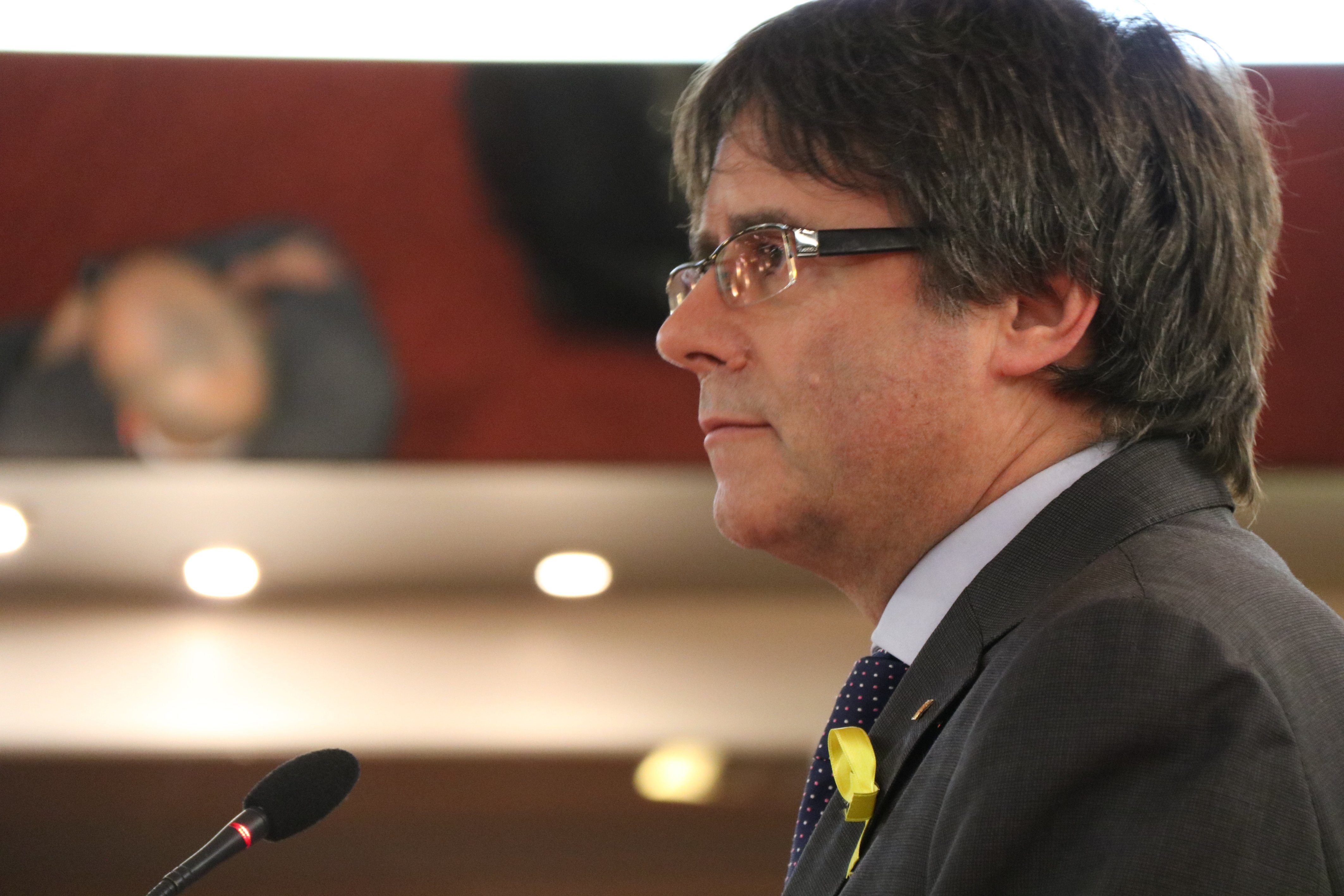 Puigdemont: "Si nos lo proponemos pronto nos veremos en Catalunya"