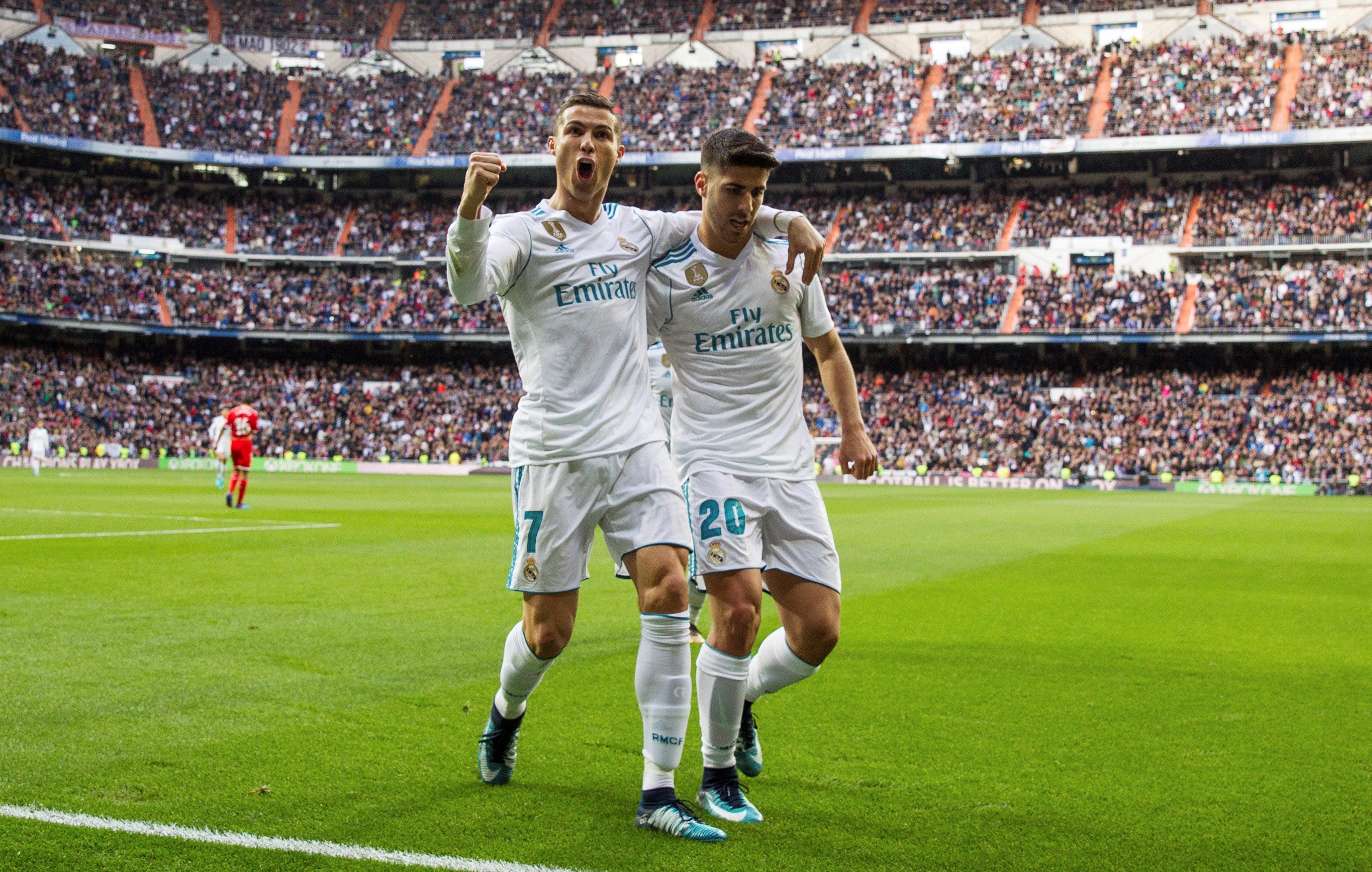 El Sevilla homenajea a Cristiano en el Bernabéu (5-0)