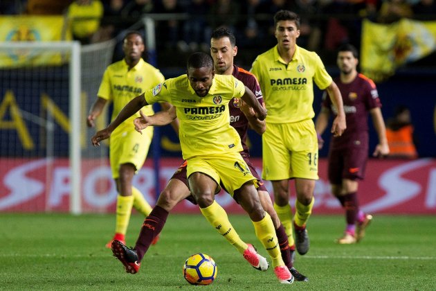 Sergio Busquets Bakambu Barça Vilarreal EFE