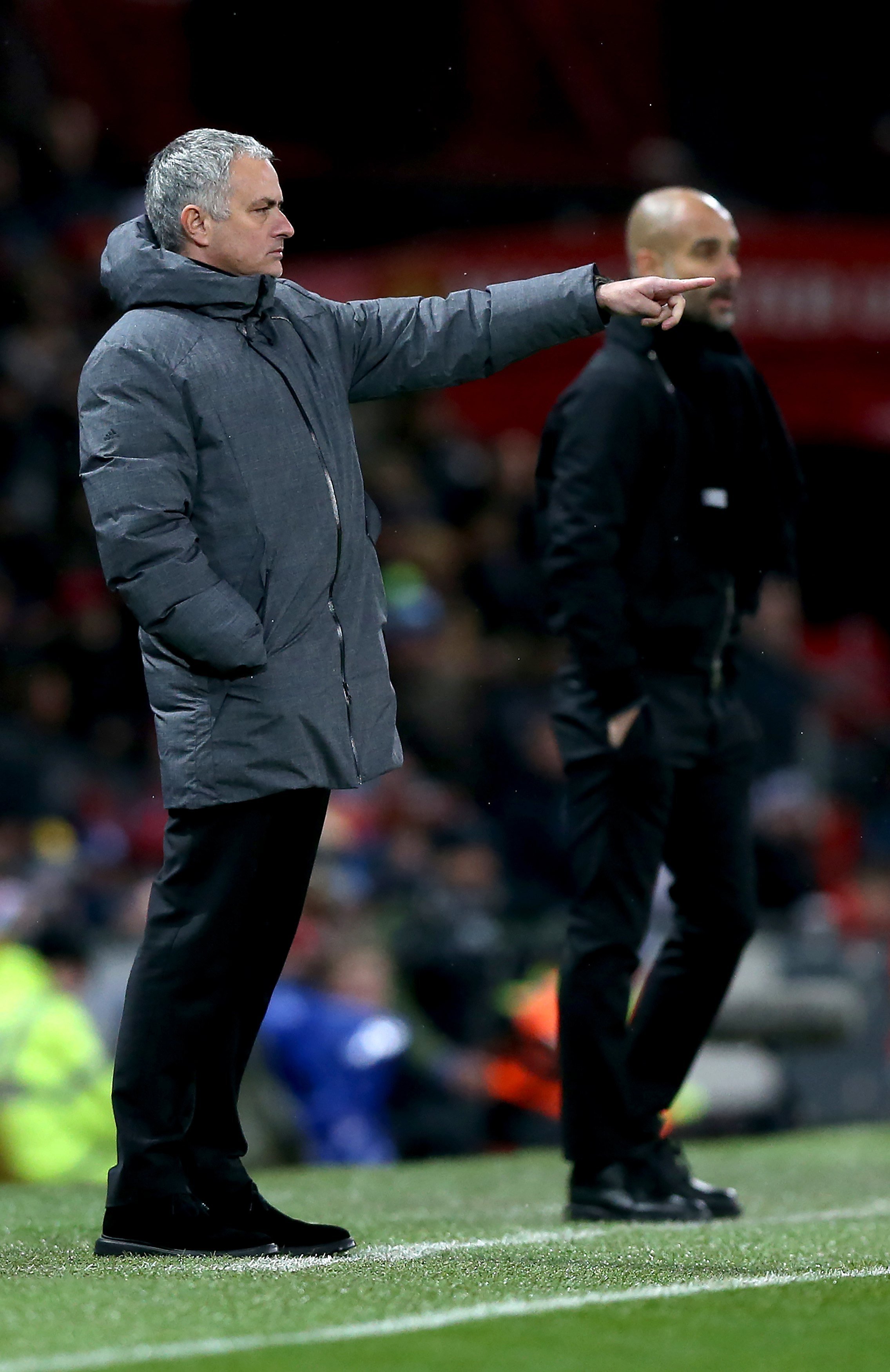 Mourinho y Guardiola caldean el ambiente tras la trifulca