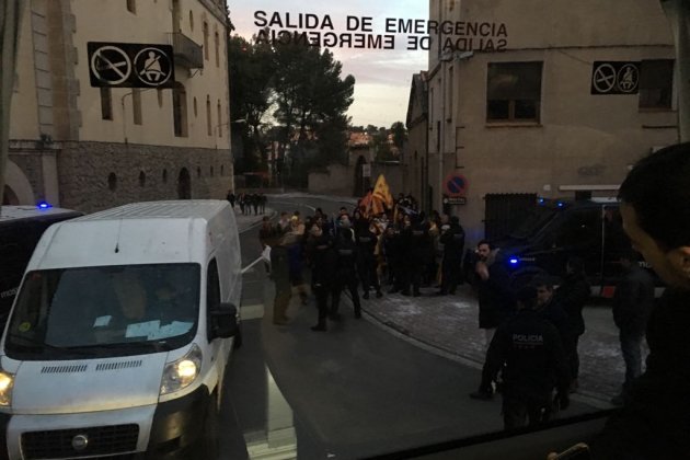 independentistes esperen rajoy sant sadurni foto nicolas tomas