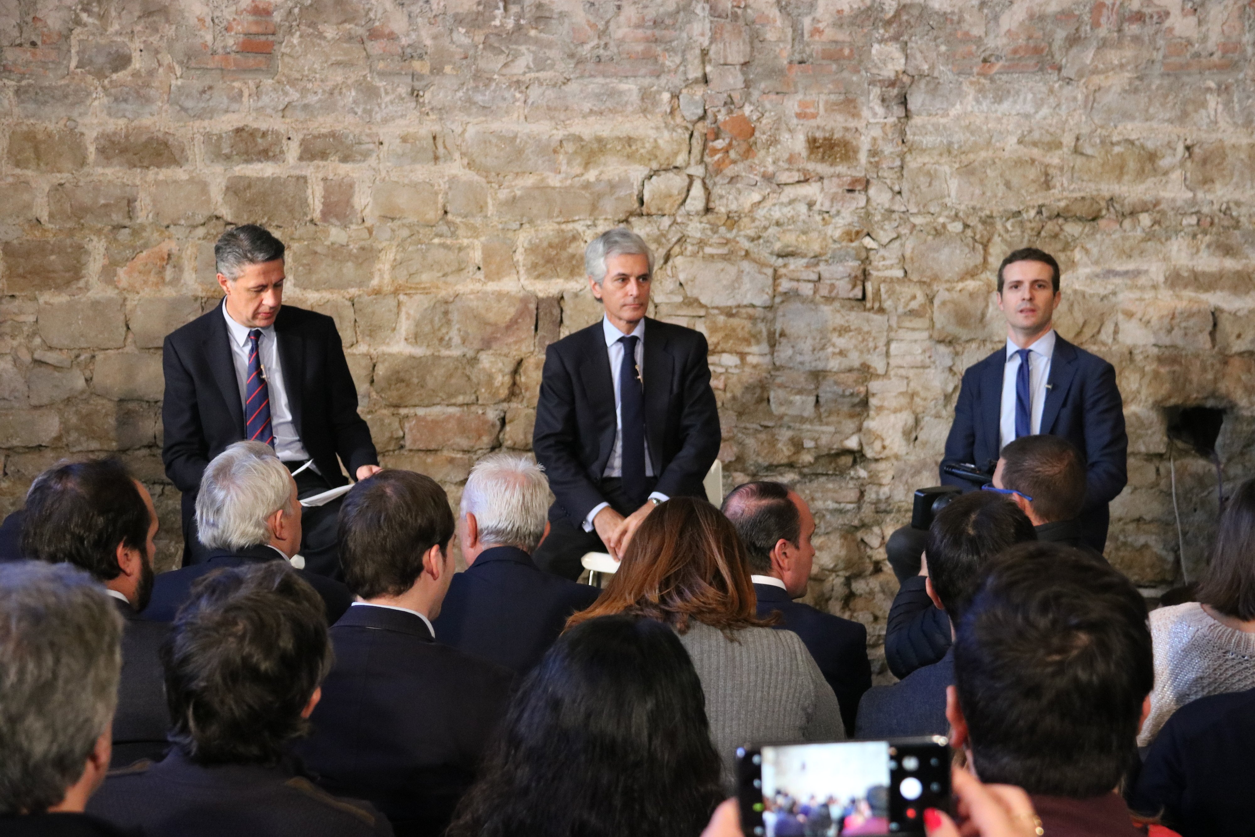 Pablo Casado advierte sobre la "balcanización" y "ulsterización" de Catalunya
