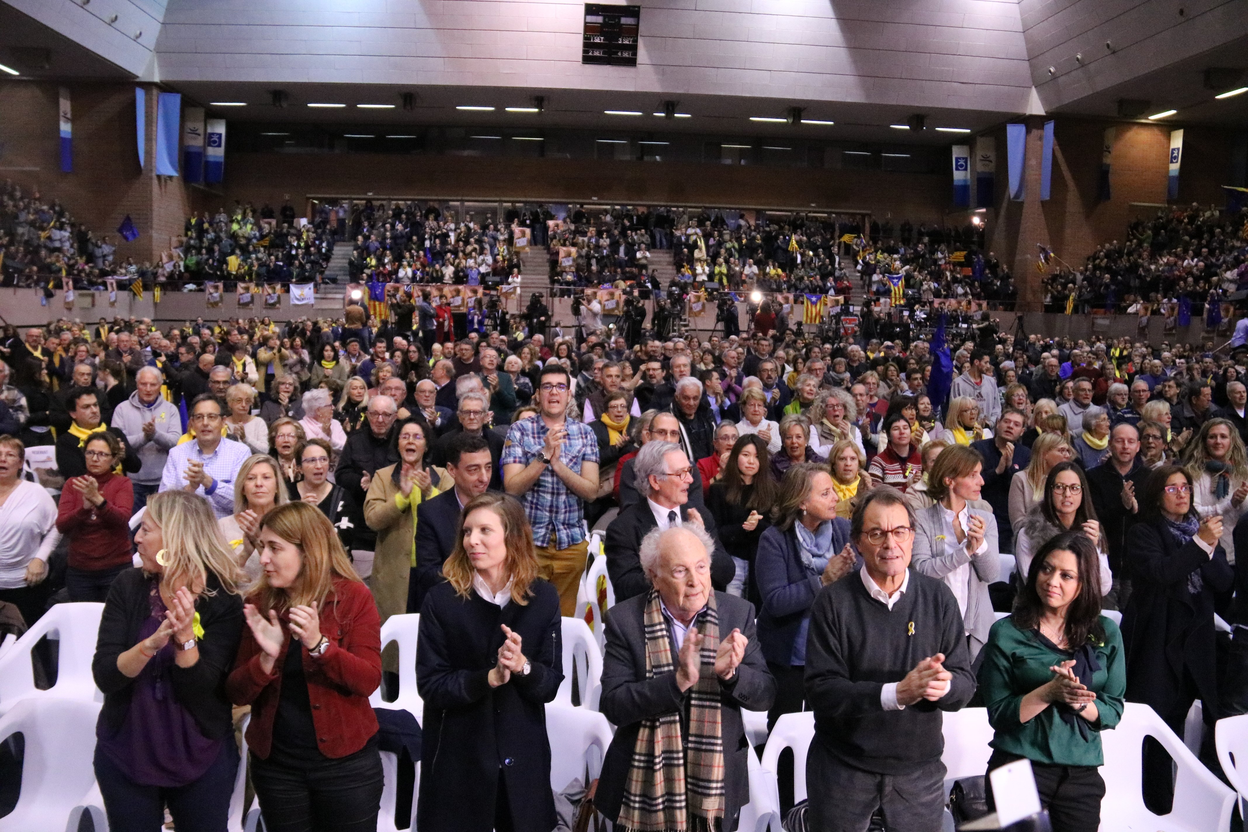 Assistir a un míting electoral és un dret fonamental?