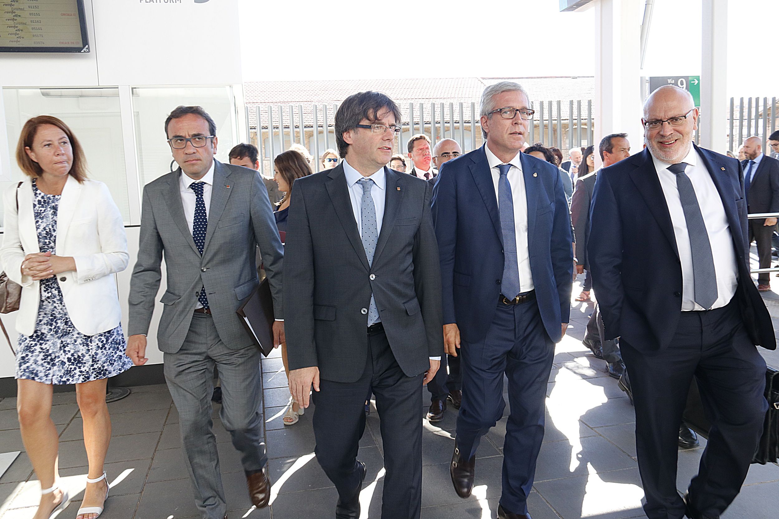 Puigdemont: "Hoy vivimos un día de la vergüenza"