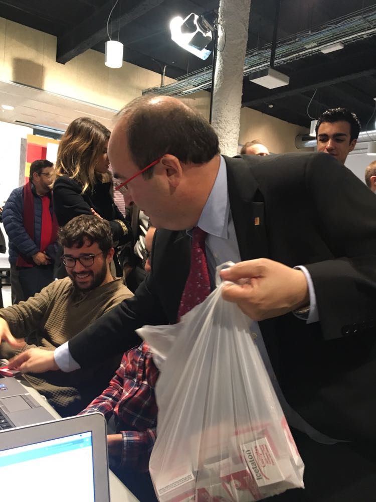 Icetaton Complex: el placebo d'Iceta per resoldre el problema català