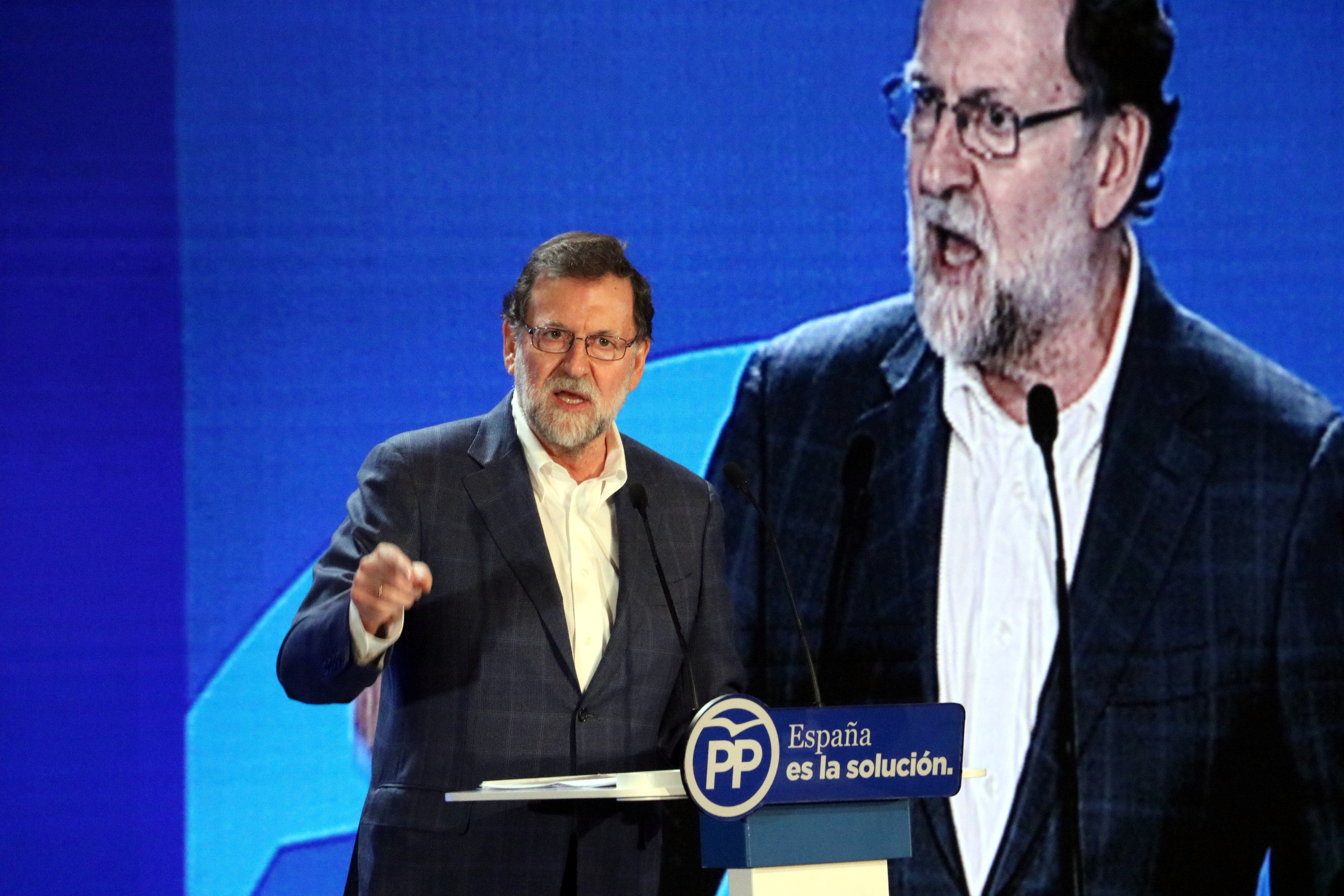 Rajoy ha d'acceptar el diàleg amb Puigdemont?