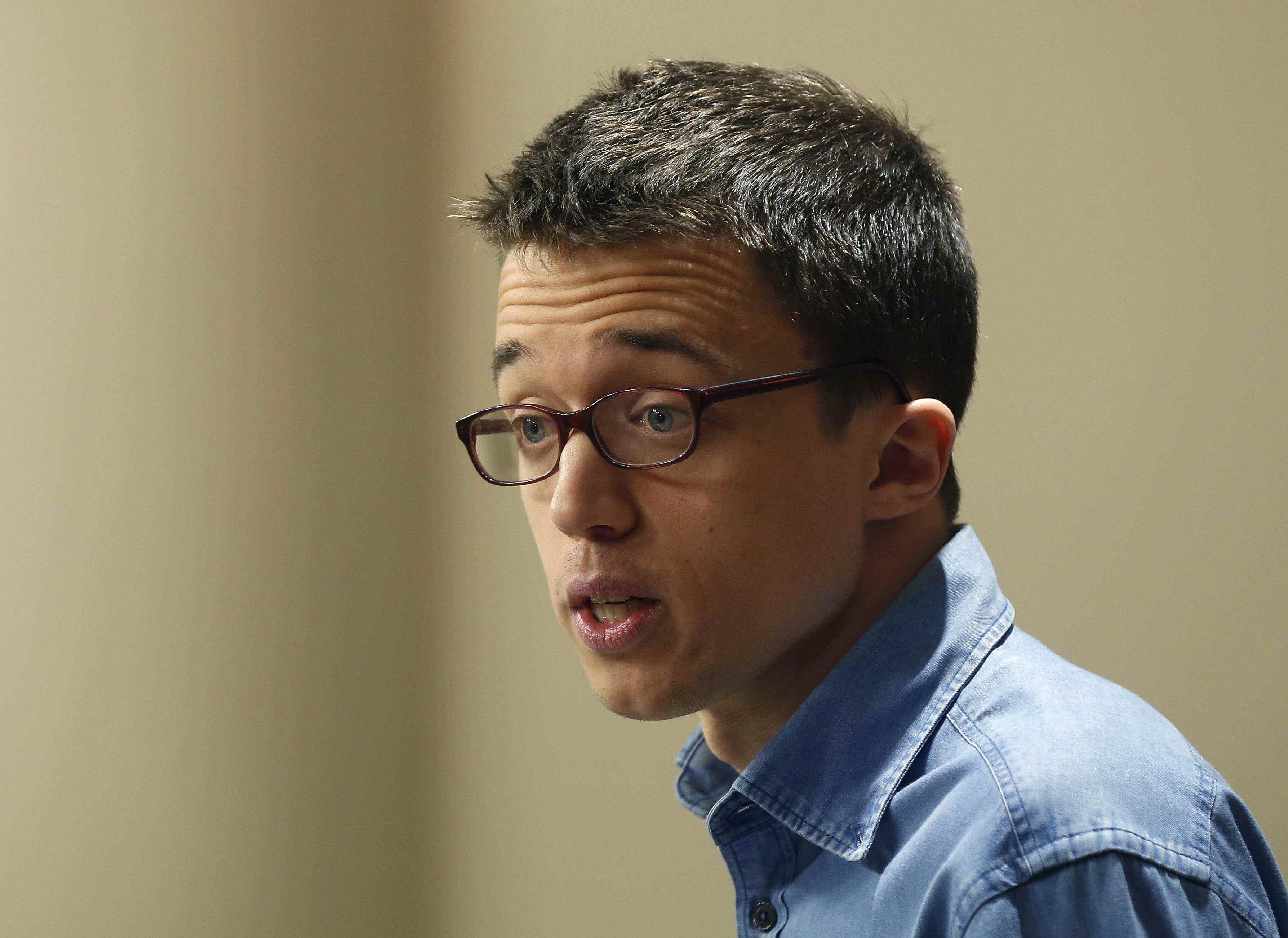 Podemos se reitera como alternativa a la gran coalición