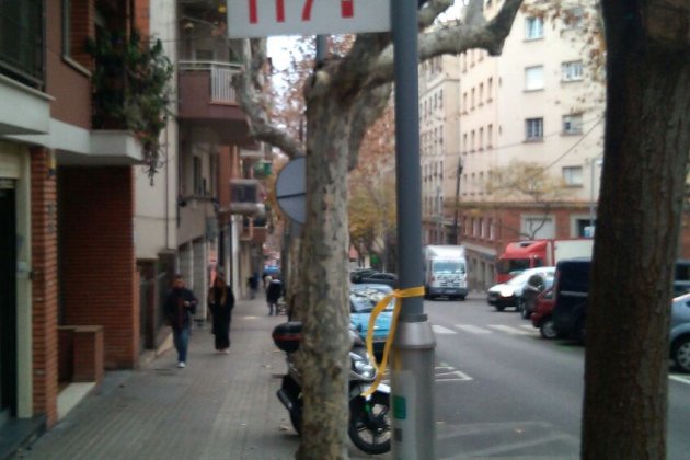 Rambla volart llaços grocs gustau nerín3
