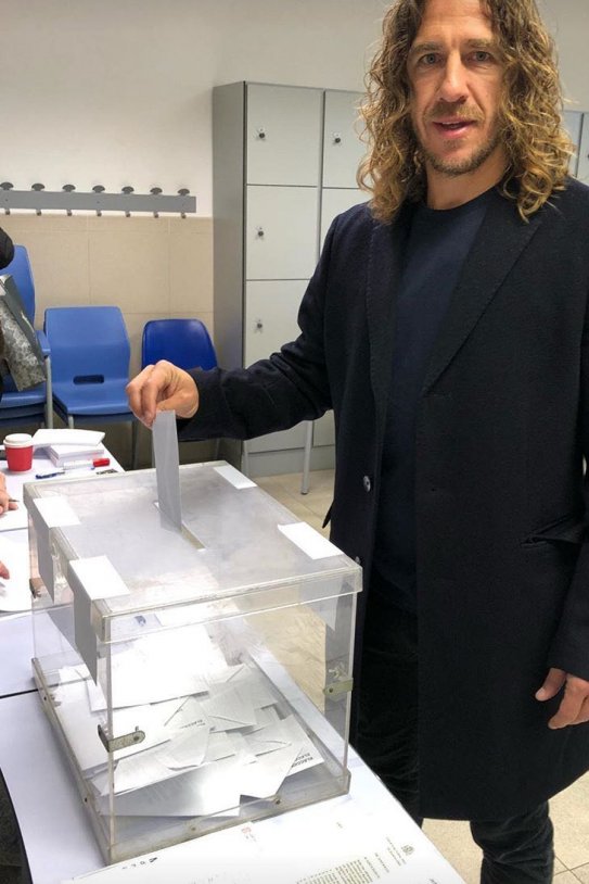 Puyol vota
