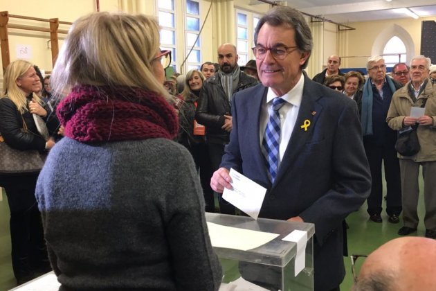 Artur Mas 21 D votant