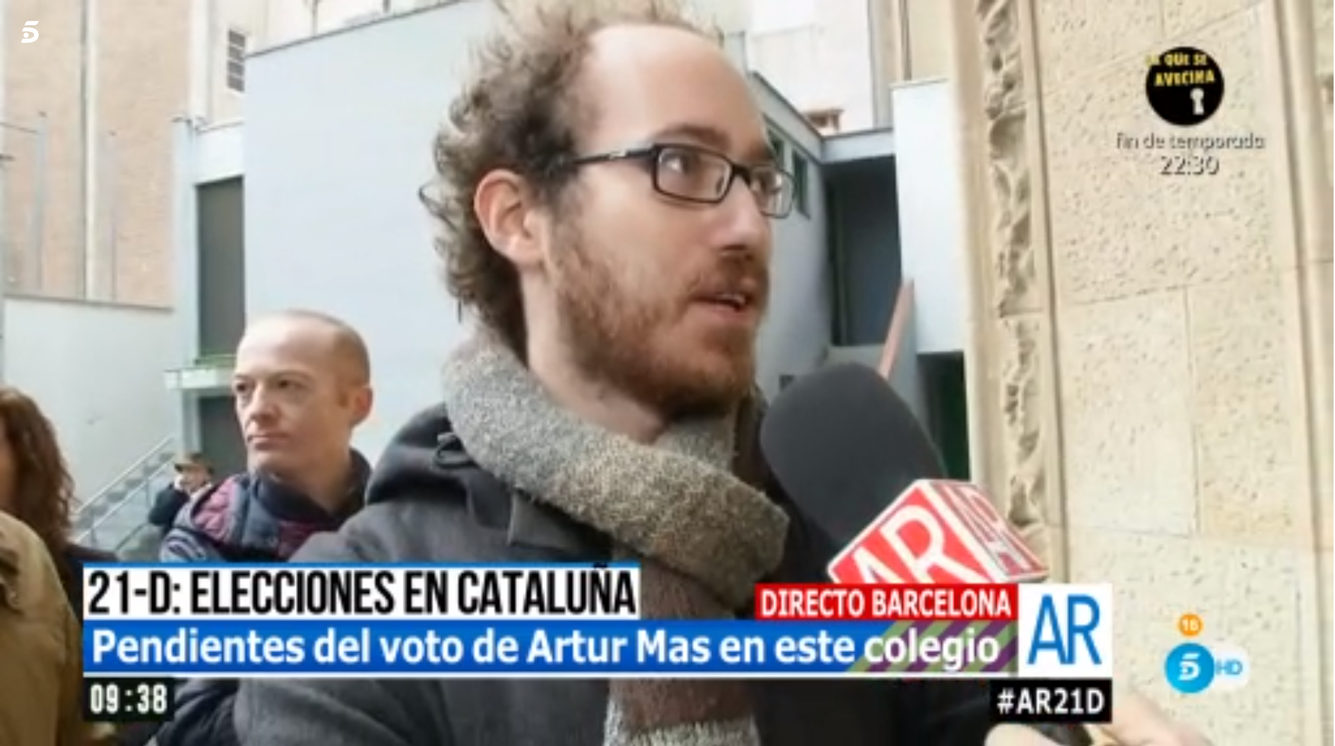 Ana Rosa Quintana, a un votant de l'1-O: "No permetré que insulti la policia espanyola"