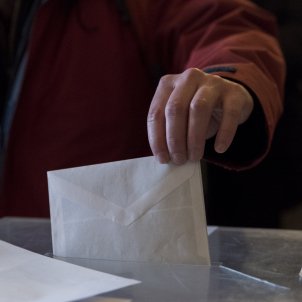 eleccions 21D paperetes urnes laura gomez09 eleccions 21D paperetes urnes laura gomez09