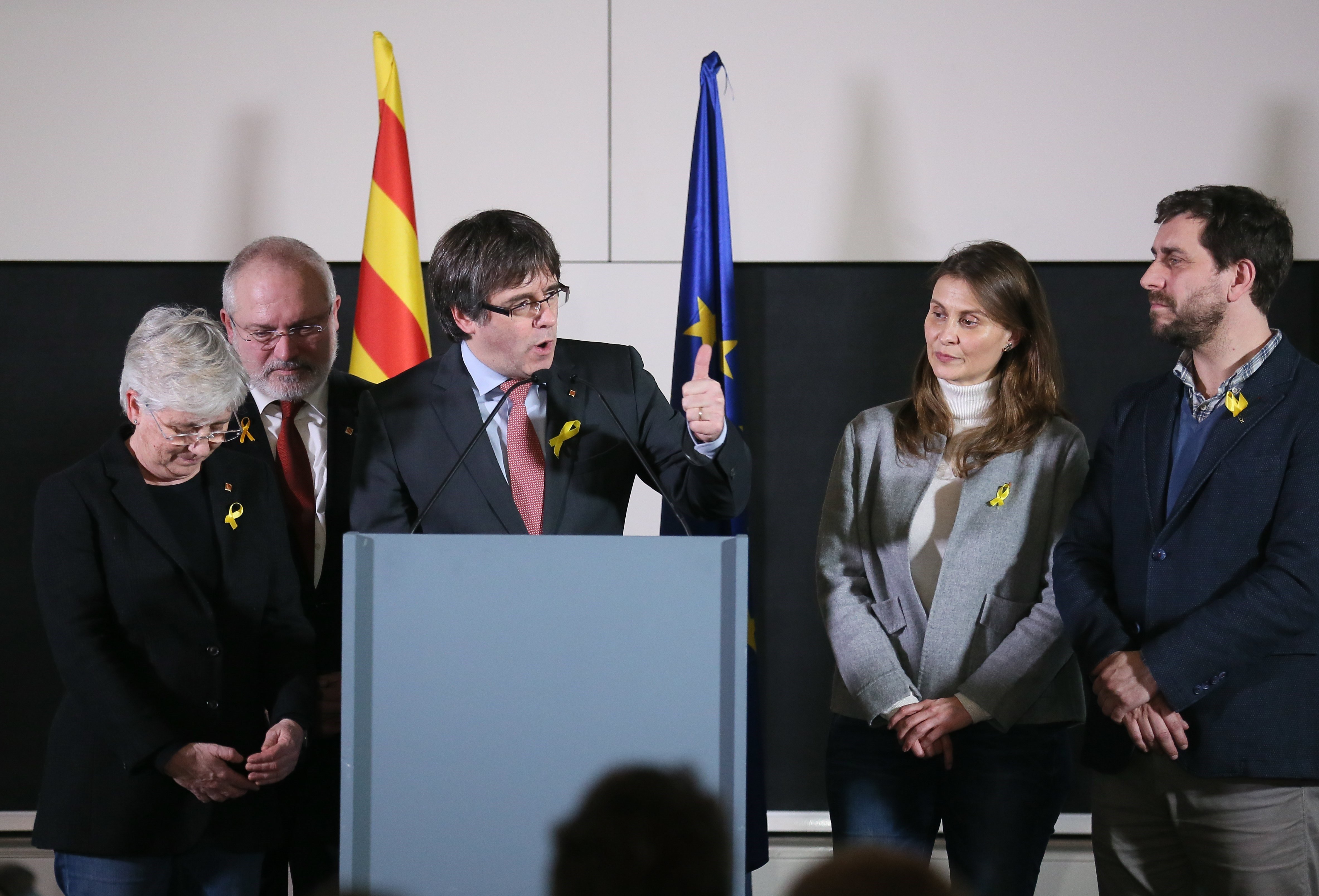 Puigdemont: els presos polítics són "llances que derrocaran els reials carcellers"