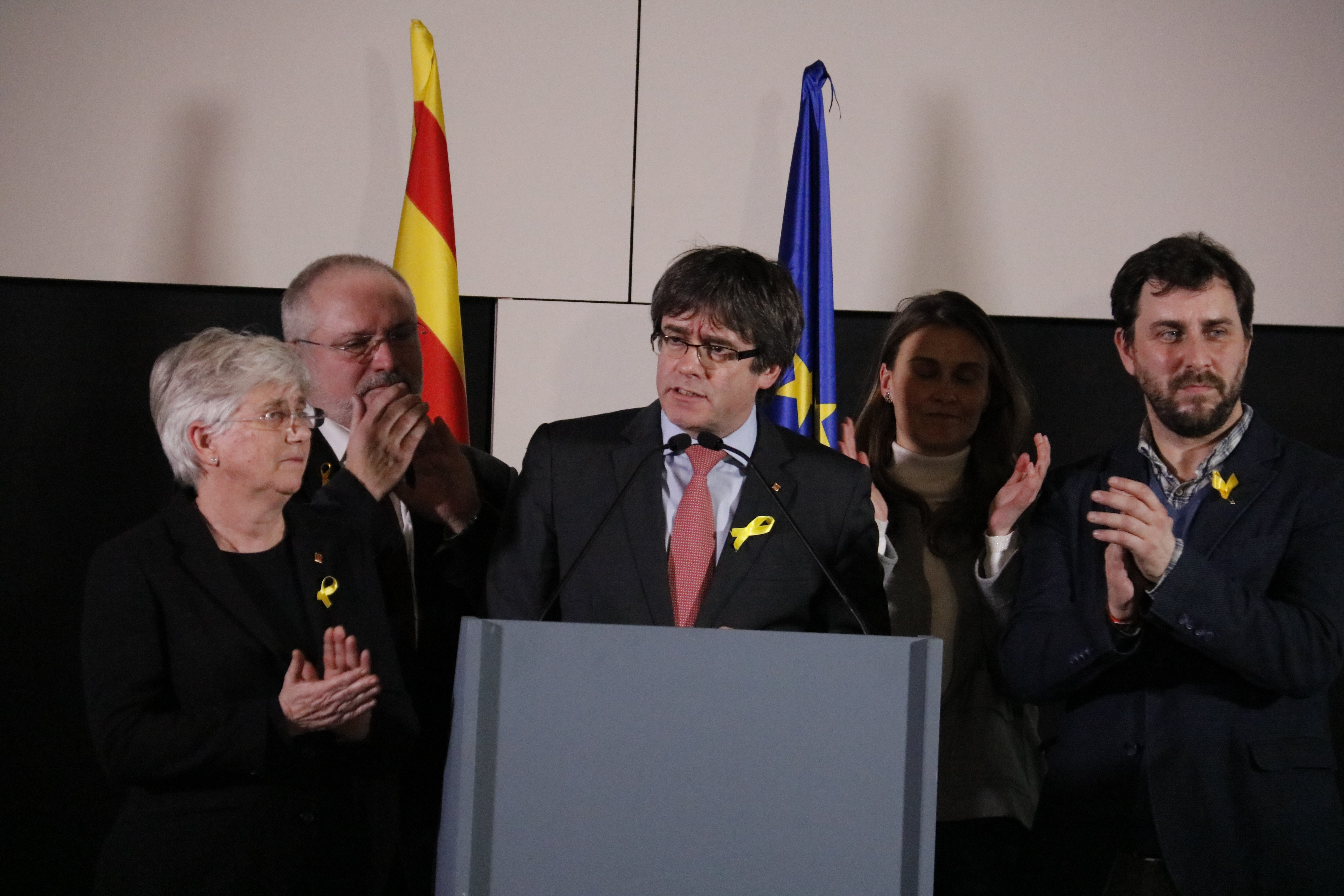 Puigdemont doesn't discard an appearance in person for Catalan presidential vote