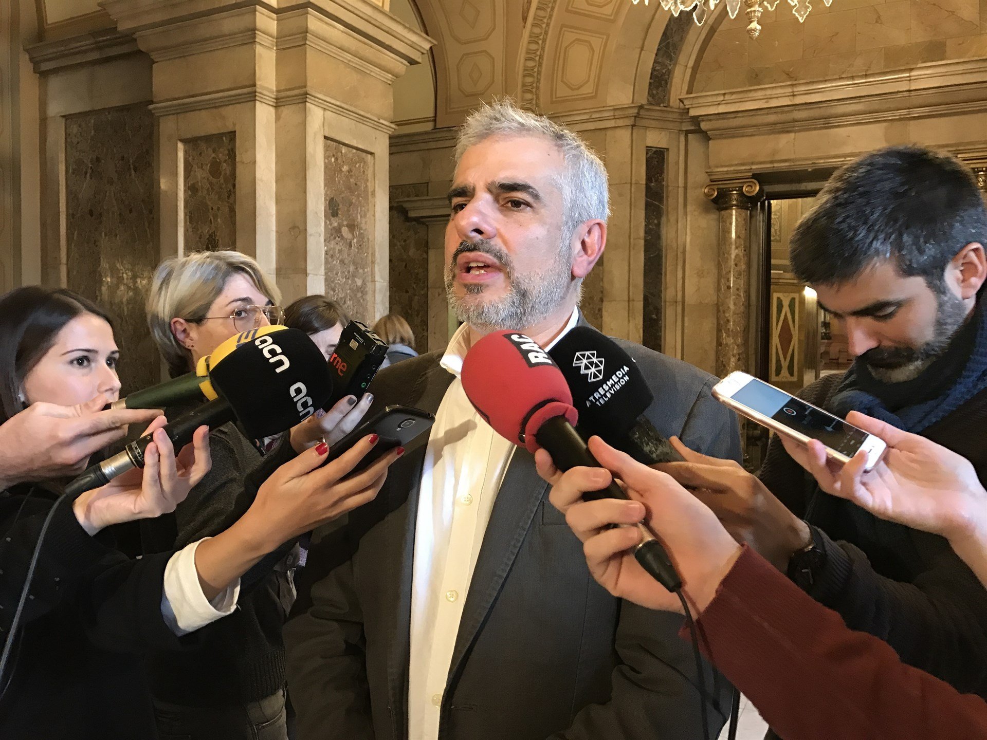 Carrizosa surt en defensa de la requisa de samarretes grogues Carrizosa surt en defensa de la requisa de samarretes grogues