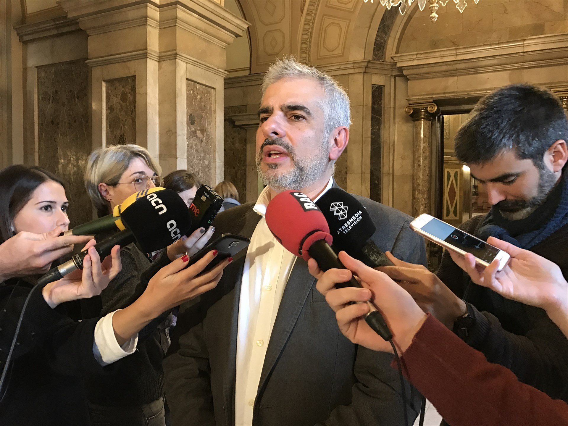 Cs, a Iceta: "Potser li demanem els vots més tard"