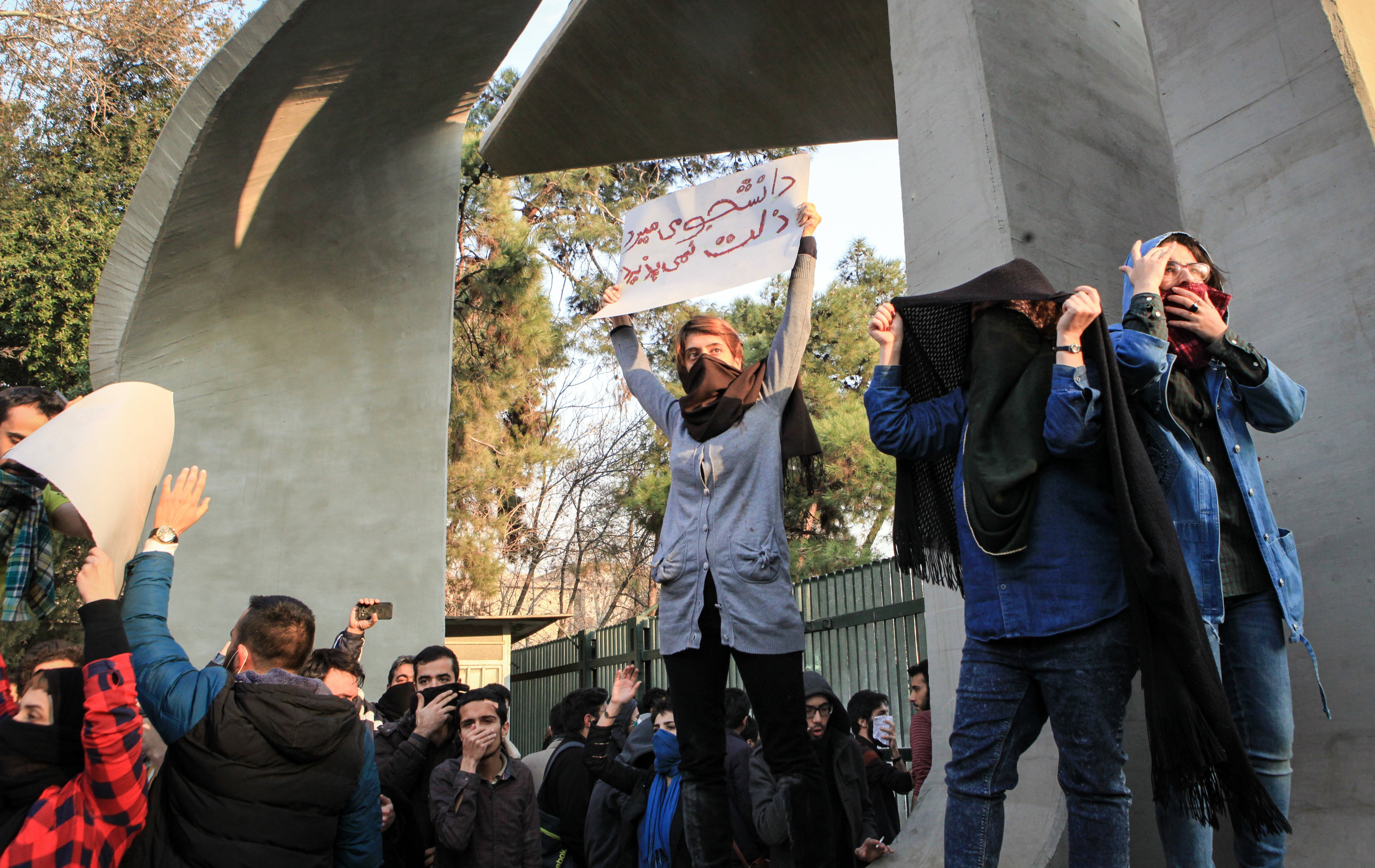 Un informe clasificado israelí afirma que el régimen de Irán podría caer