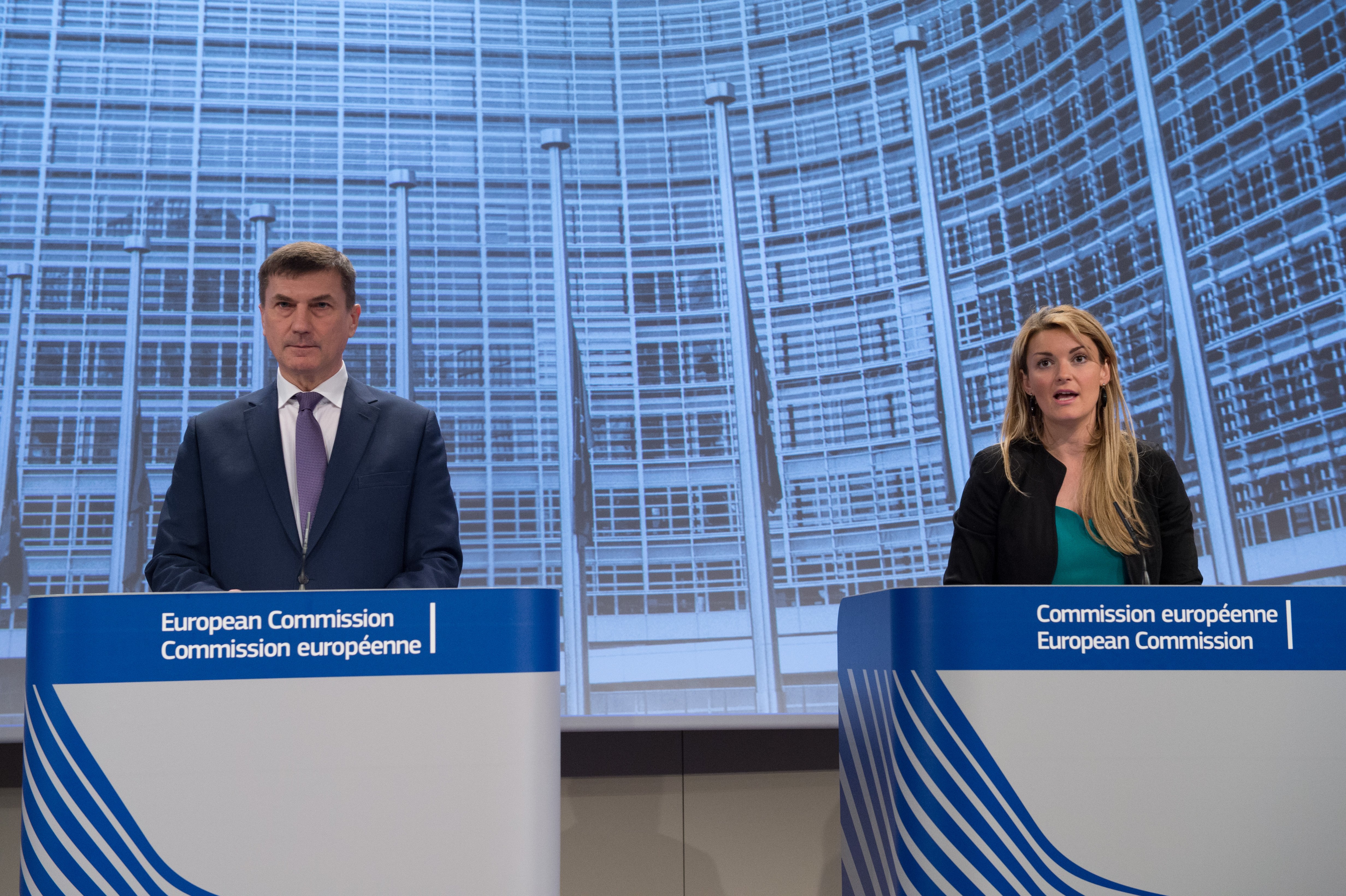 La UE no comenta els resultats de les "eleccions regionals" al Parlament