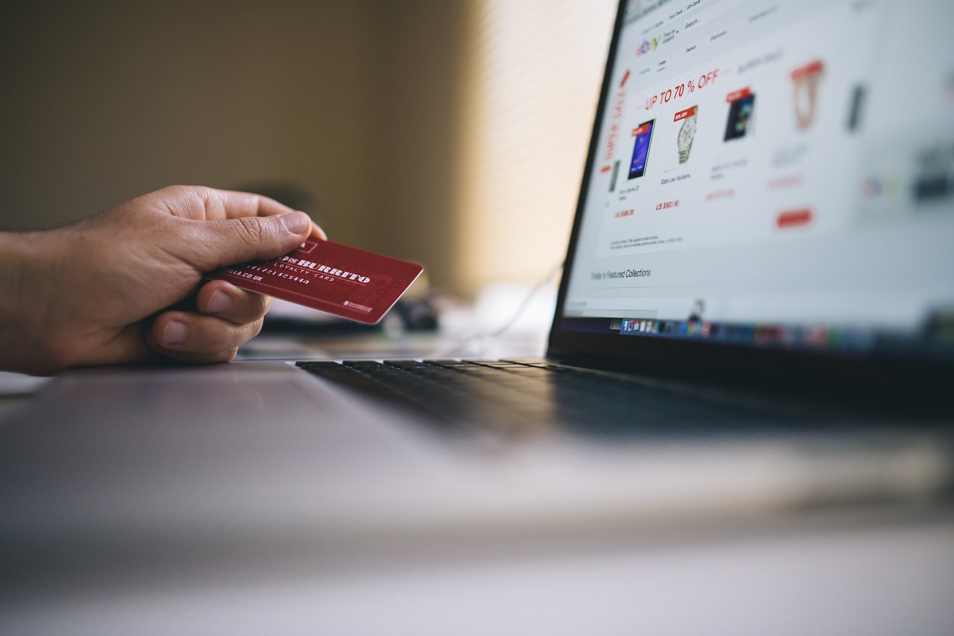 El gasto mensual del usuario tipo de marketplaces ronda los 450 euros