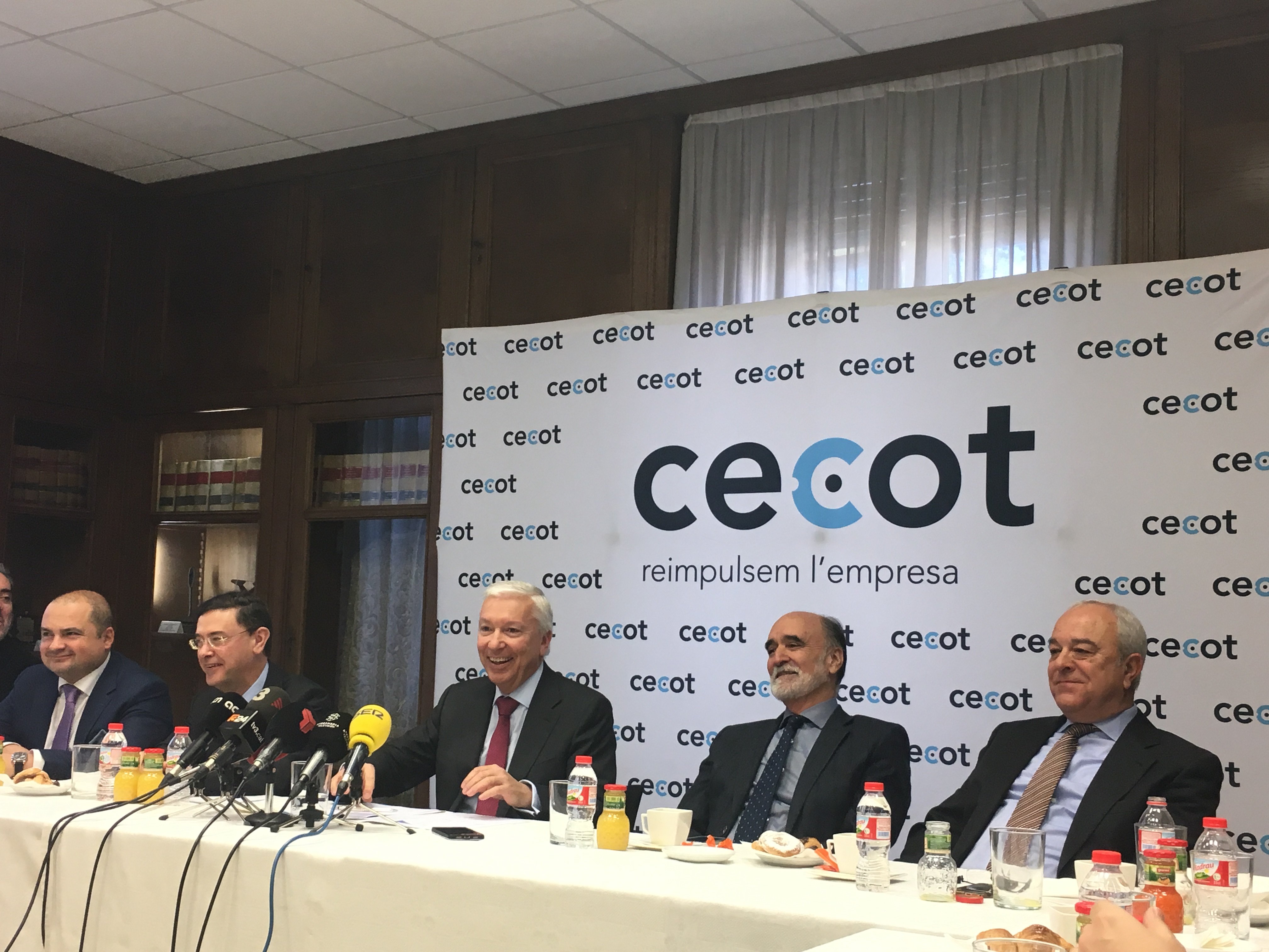 Cecot asegura que tiene "la voluntad de continuar en Foment"