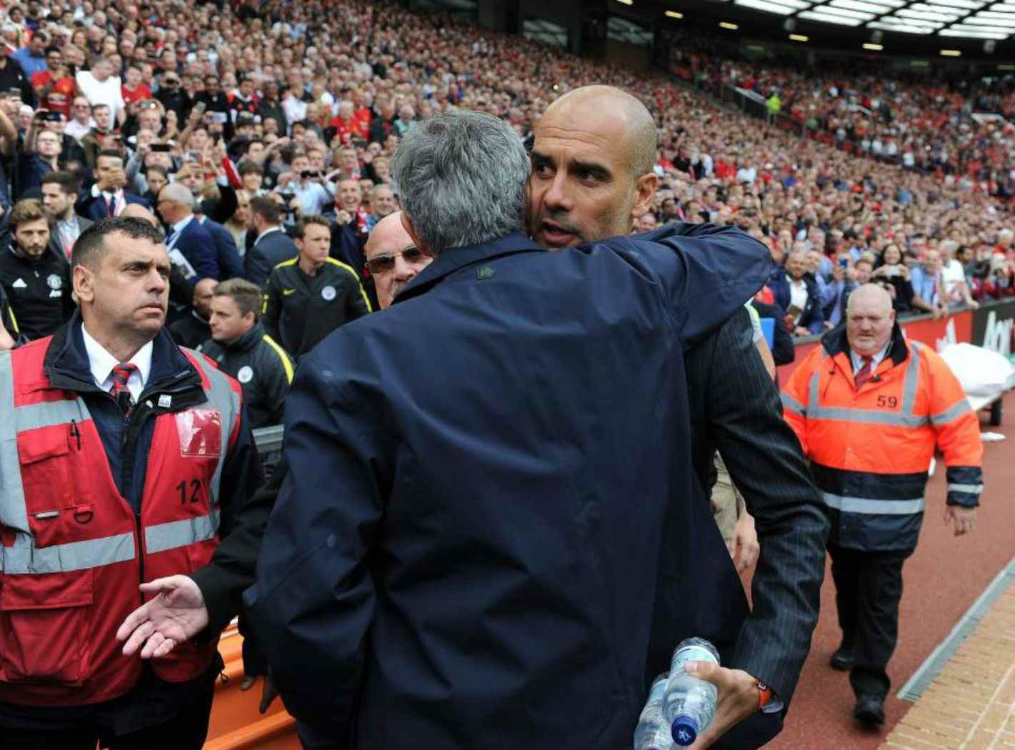 Guardiola: "Mourinho i jo som bessons, els dos volem guanyar títols"