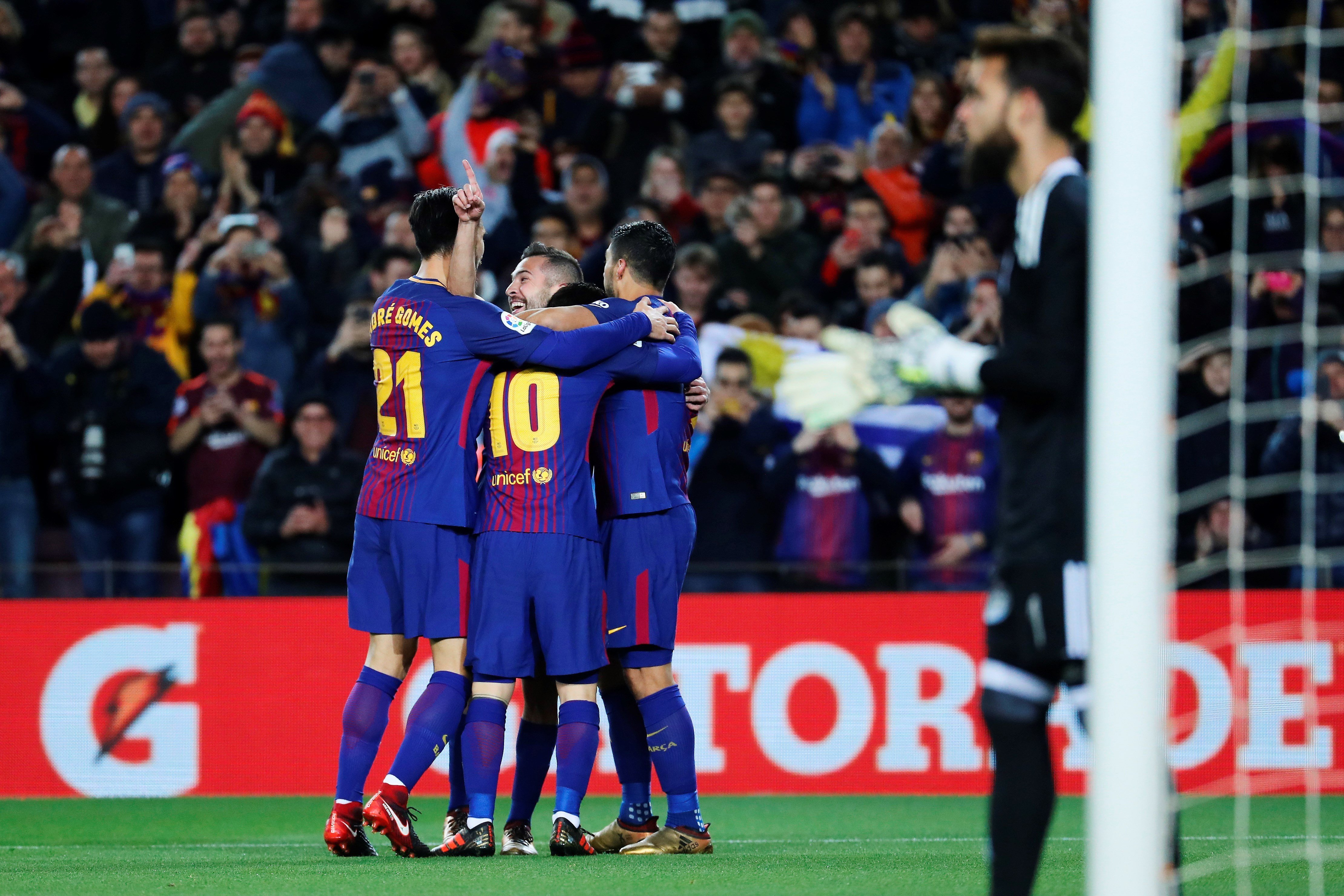 El Barça se abriga con el fondo de armario en Las Palmas