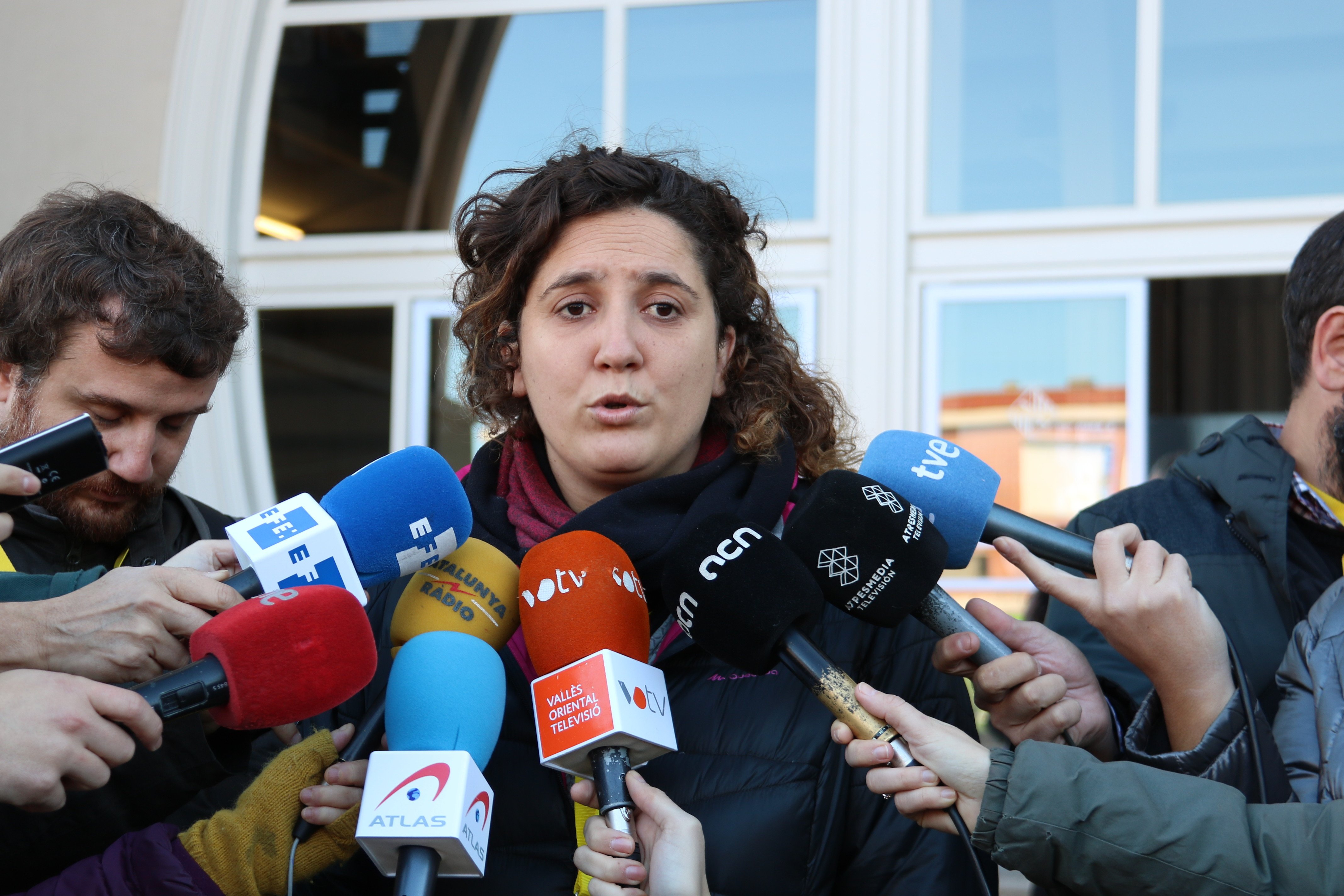 La CUP se abre a investir a otro candidato "si no puede ser Puigdemont"