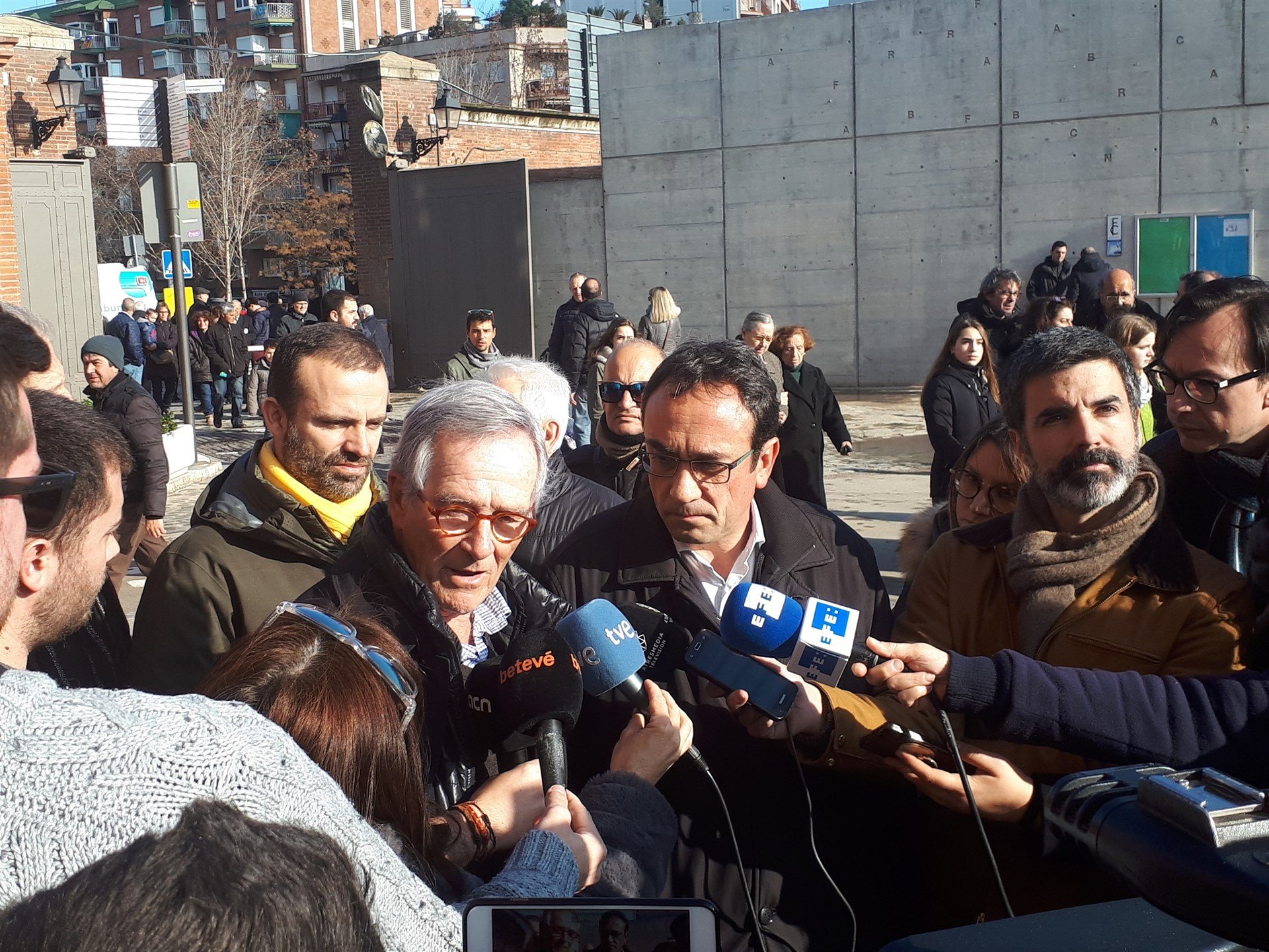 Rull assegura que investir Puigdemont és "perfectament legal"