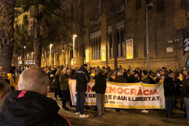 Columnes manifestació 3 mesos Jordis   Nicolás Tomás