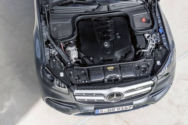 El SUV más caro de Mercedes tiene 7 plazas, cuesta casi 100.000 euros y es un gran desconocido