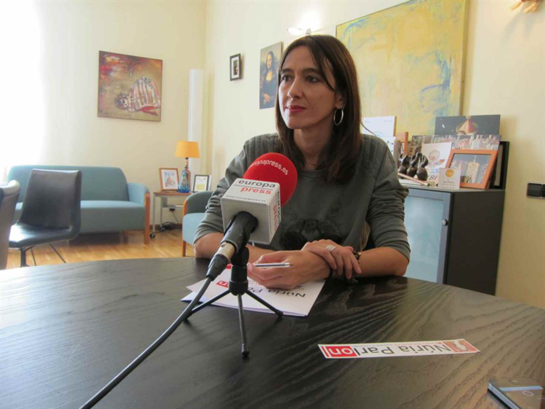 Parlon asegura que la gestora del PSOE "mantendrá su 'no' a Rajoy