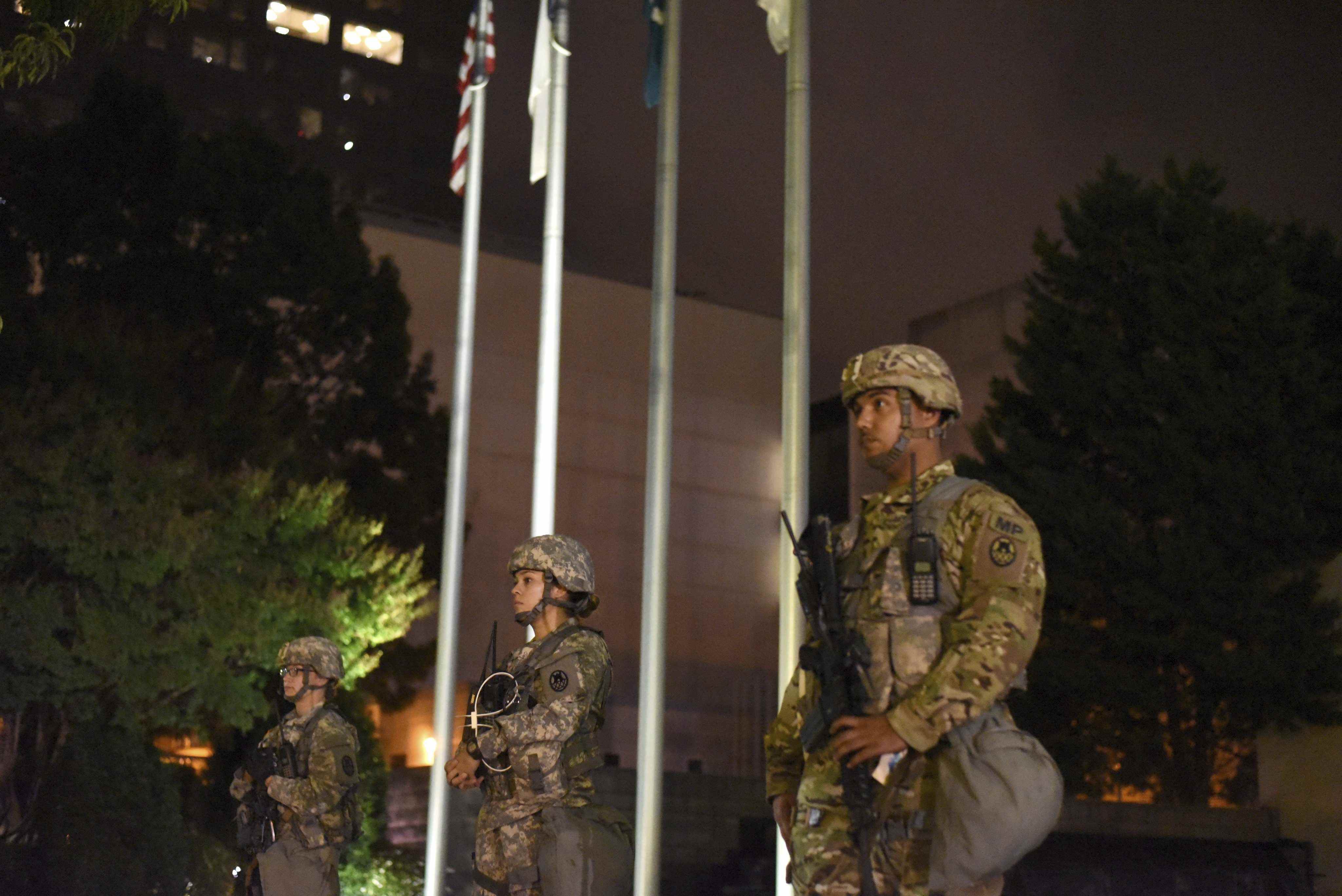 Charlotte decreta el toque de queda por las manifestaciones raciales