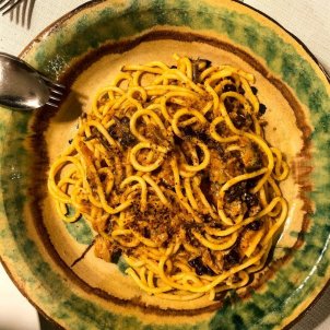 Espaguetti con sardina, hinojo y pasas preview