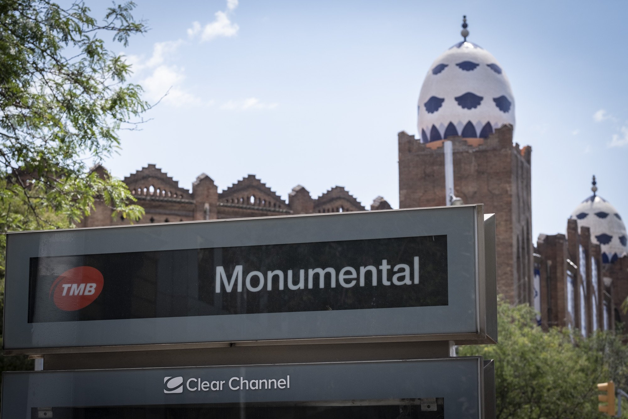 Servei restablert a l'L2 del metro de Barcelona després d'un atropellament a Monumental