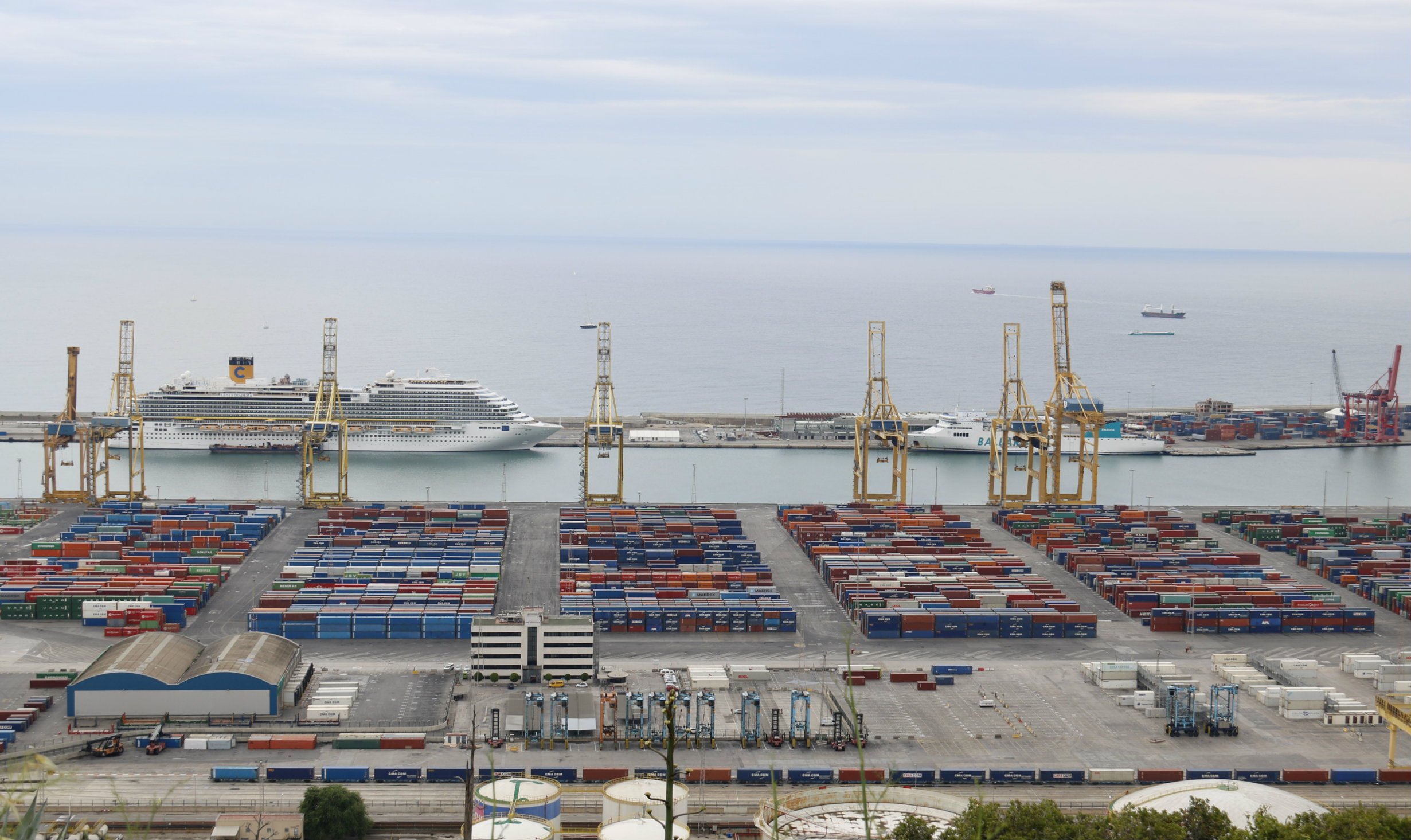 Creix un 6,2% el tràfic de contenidors del Port durant el primer trimestre