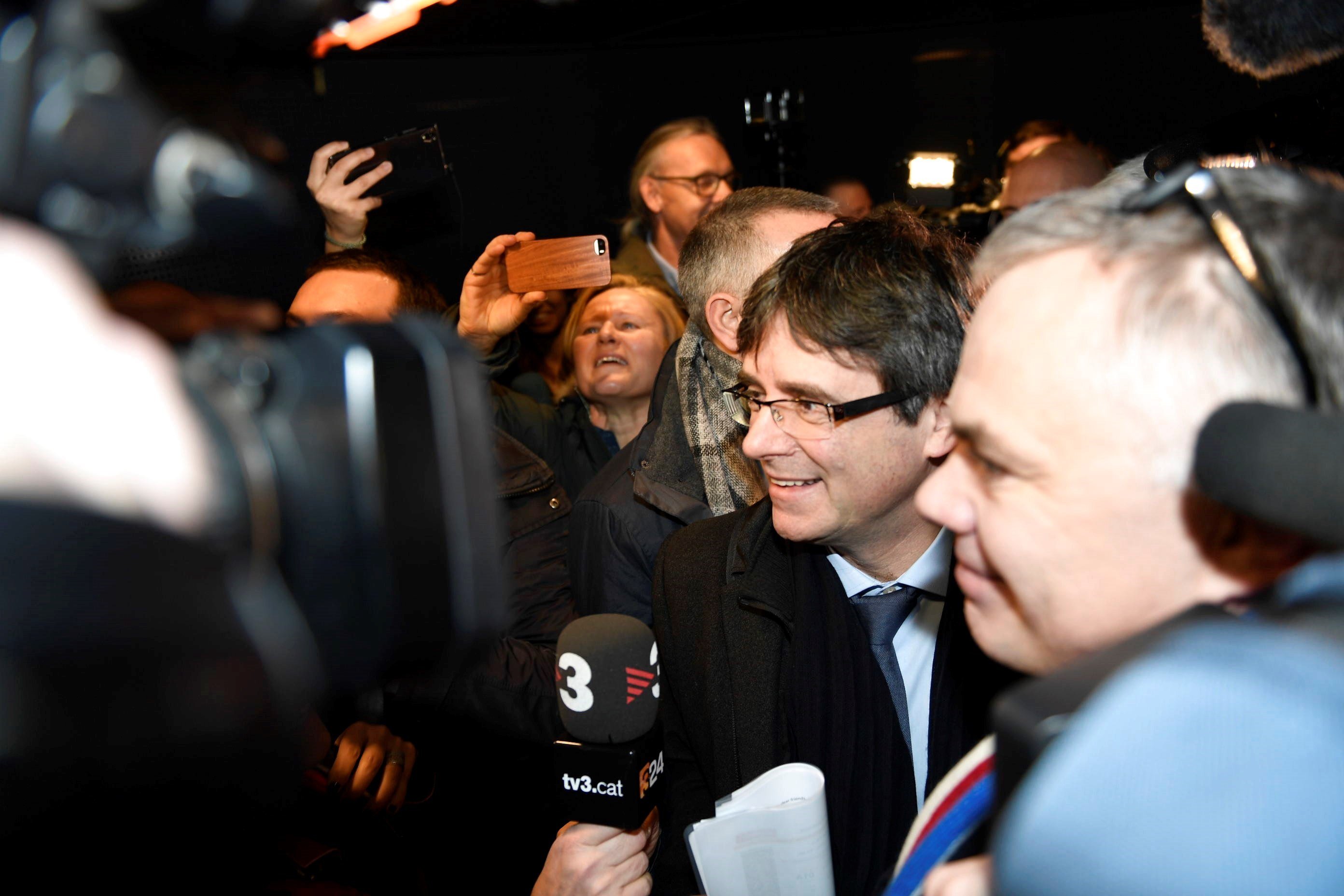 Puigdemont vuelve a poner el foco internacional en el proceso catalán