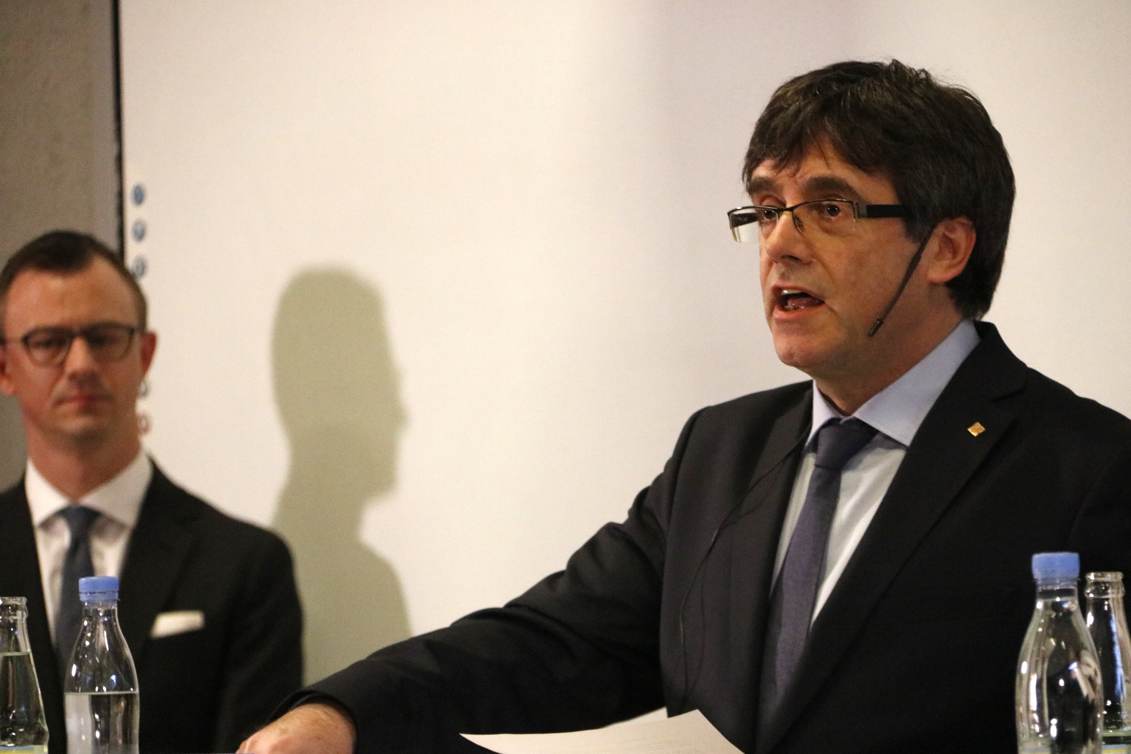 Spanish pressure derails event with Puigdemont at Mexican university