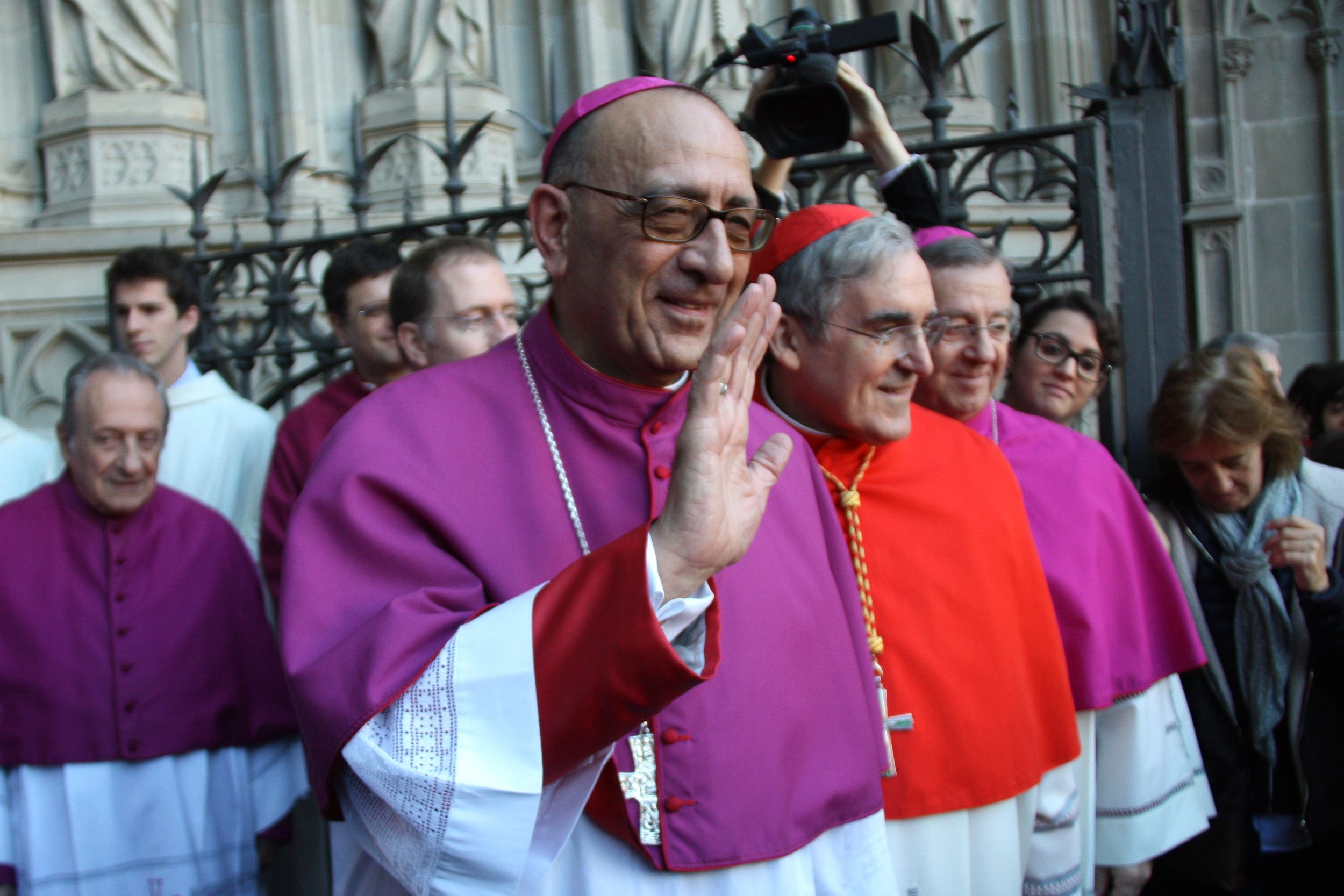 L'arquebisbe Omella exigeix suport polític a les famílies