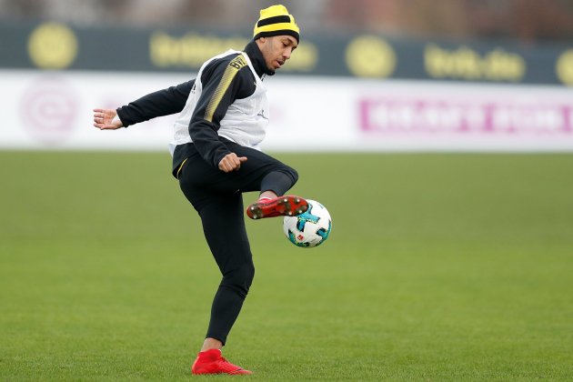 Aubameyan Borussia Dortmund Entreno Efe