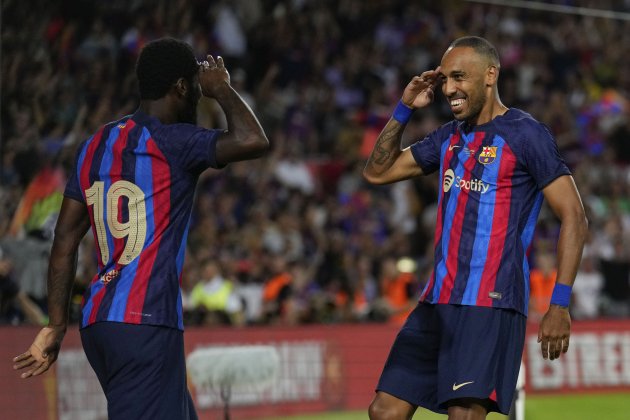 celebracion gol Kessie Aubameyang Gamper celebracion gol Kessie Aubameyang Gamper