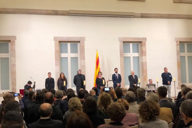 Homenatge Holocaus PArlament Catalunya Torrent Colau Nicolás Tomás Homenatge Holocaus PArlament Catalunya Torrent Colau Nicolás Tomás
