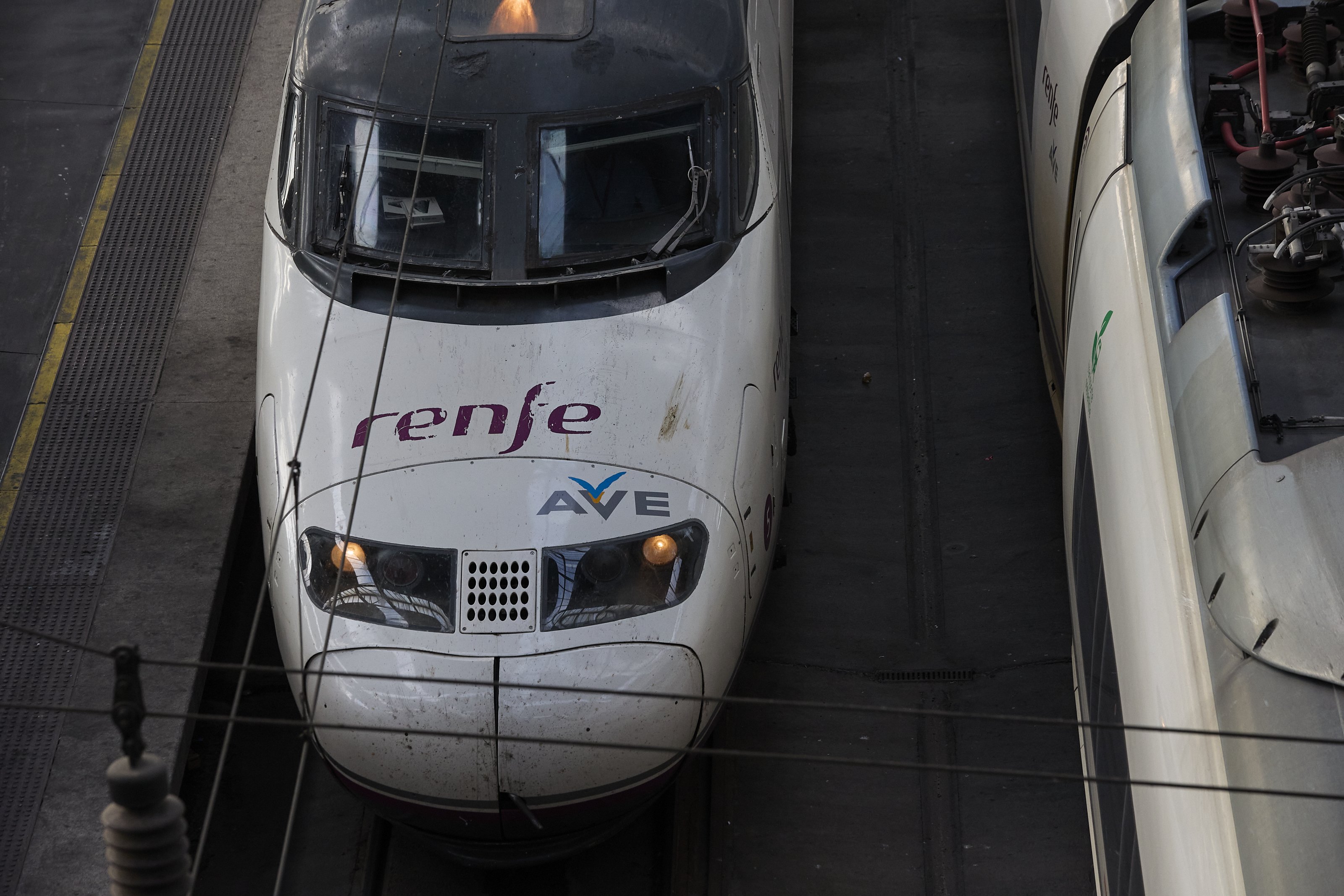 Com reclamar per les incidències a Renfe d'avui provocades pels retards a l'AVE?